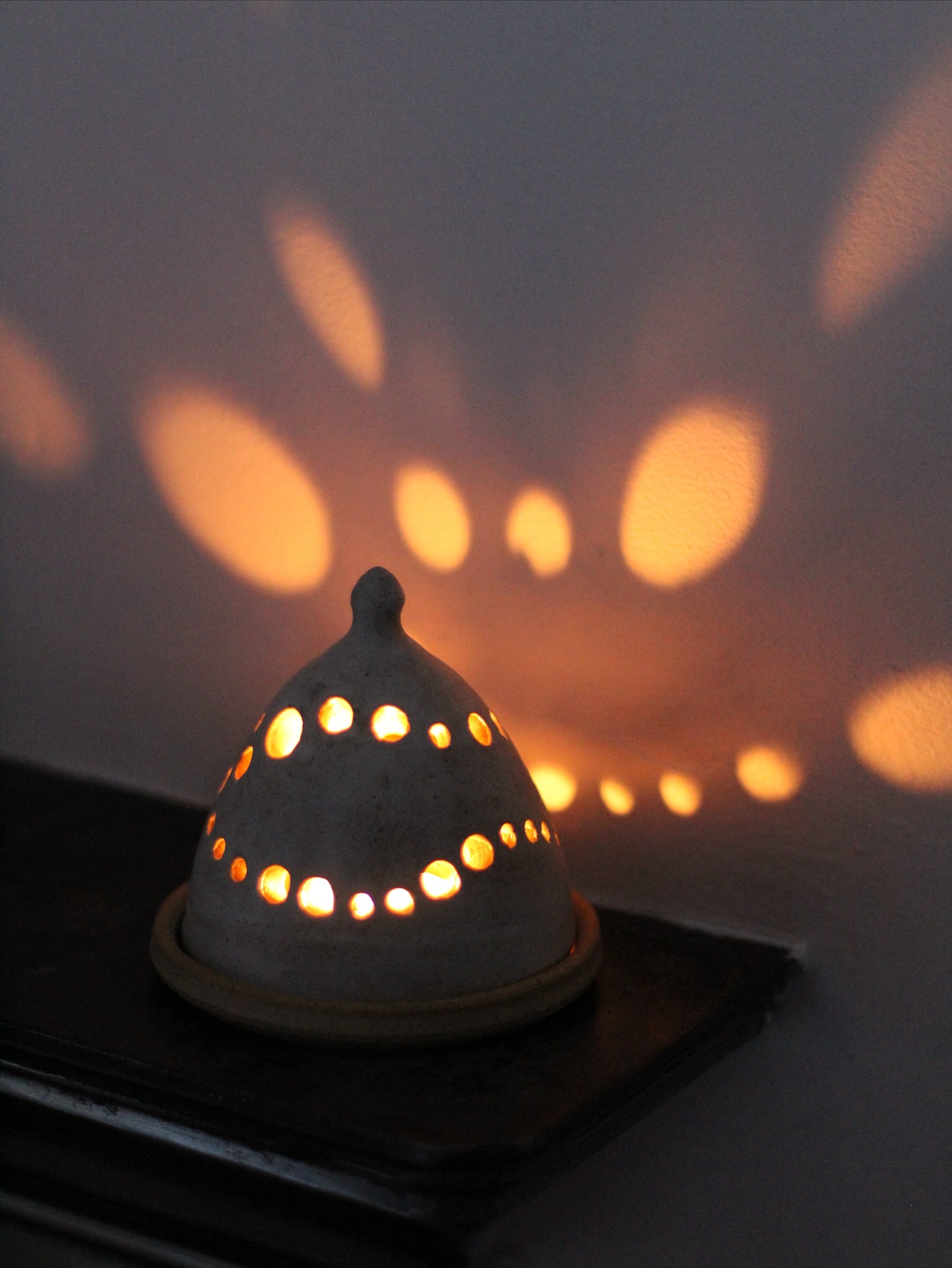 Some light for the dark nights #jenmakespots #bristolpotters #winternights