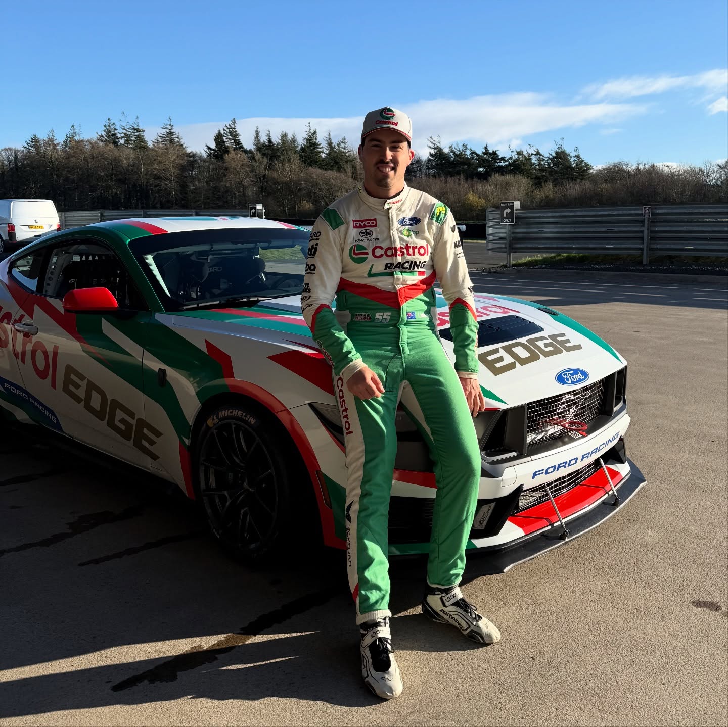 @castrol_global + @msportltd + ๐ฌ๐ง + โ๏ธ #darkhorser#mustangchallenge#wrc#dakar#t1