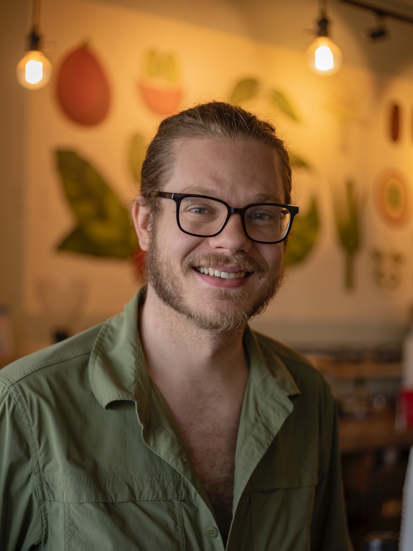 Meet the Team → Say hi to Shaw’s General Manager, David.
David has been in the speciality coffee industry for seven years, spending a little over half of his time at Comet. He always enjoys a tasty pour over, and understanding the careful craft that goes into each cup.
“What drew me to specialty coffee was both a love for it and the ability to work with my hands and people. My coworkers are the best of the best and it truly is a dream come true. I’ve worked at cafes and businesses where some of the coworkers don’t work hard or don’t care about being there. We are very lucky at Comet to have people who both work diligently and love what they do.”
You can read more about David in his bio on our website, under the Location’s tab.