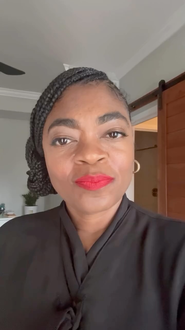 They Know and They Move Accordingly.
#SelfWorth #KnowYourWorth #SelfLeadership #HealNotHustle #SoftPower #EmotionalWealth #HealingJourney #DivineFeminineEnergy #TrulyToyasha #WomenWhoChooseThemselves #UnlearnToRelearn #SelfAbandonmentRecovery #GlowWithGrace #WorthinessVibes