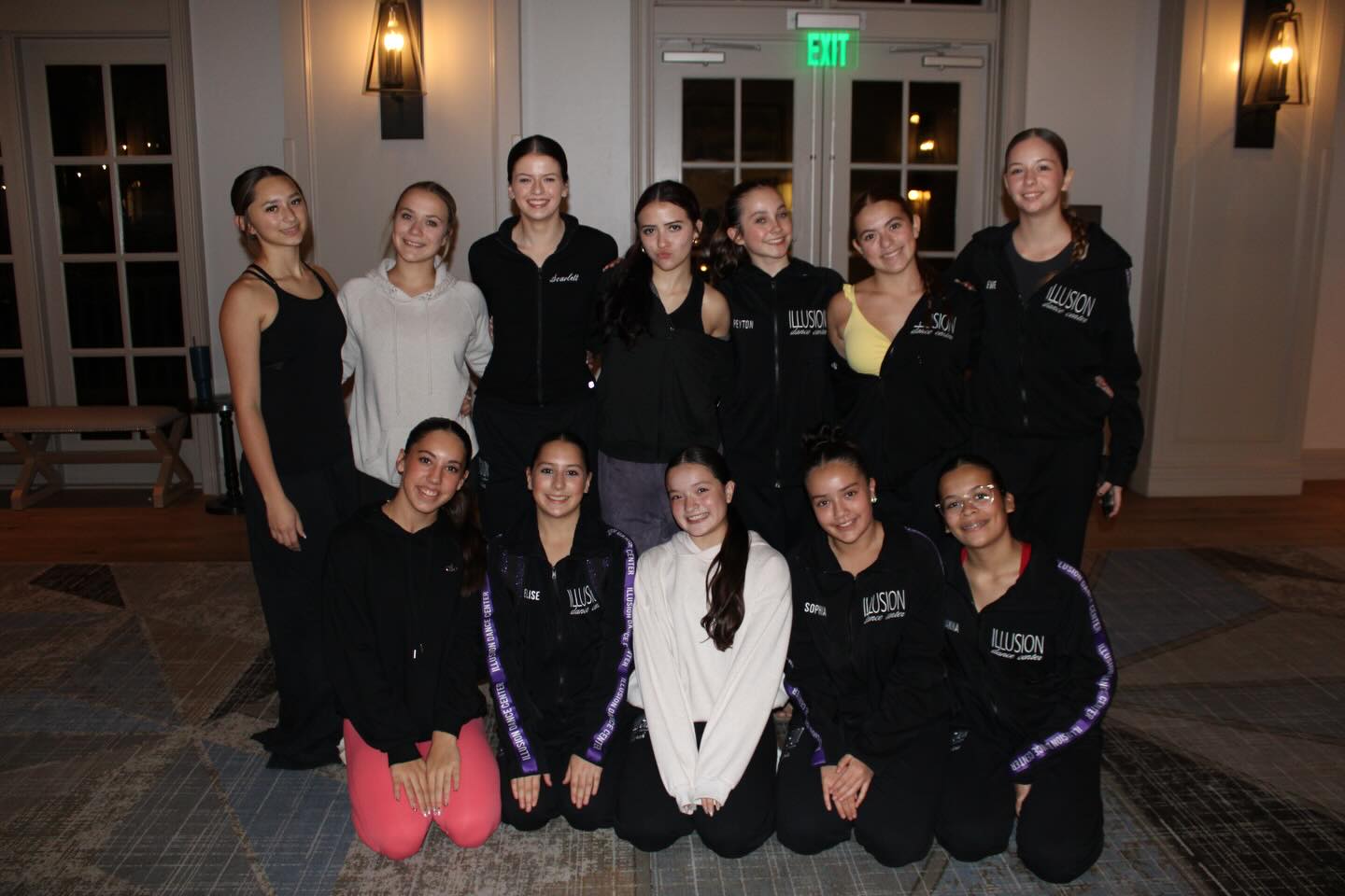 Celebrity Convention Recap Pt. 1📸
We were so lucky to be able to attend Celebrtity Dance Convention last weekend with our competition teams💜 What a special weekend it was with our kiddos! They always make us proud, but we are leaving this weekend feeling an overwhelming sense of pride and joy for this group of dancers. They danced their hearts out, learned from one another, challenged themselves, and took massive leaps from their comfort zone. What an amazing weekend of growth, community, and movement!!