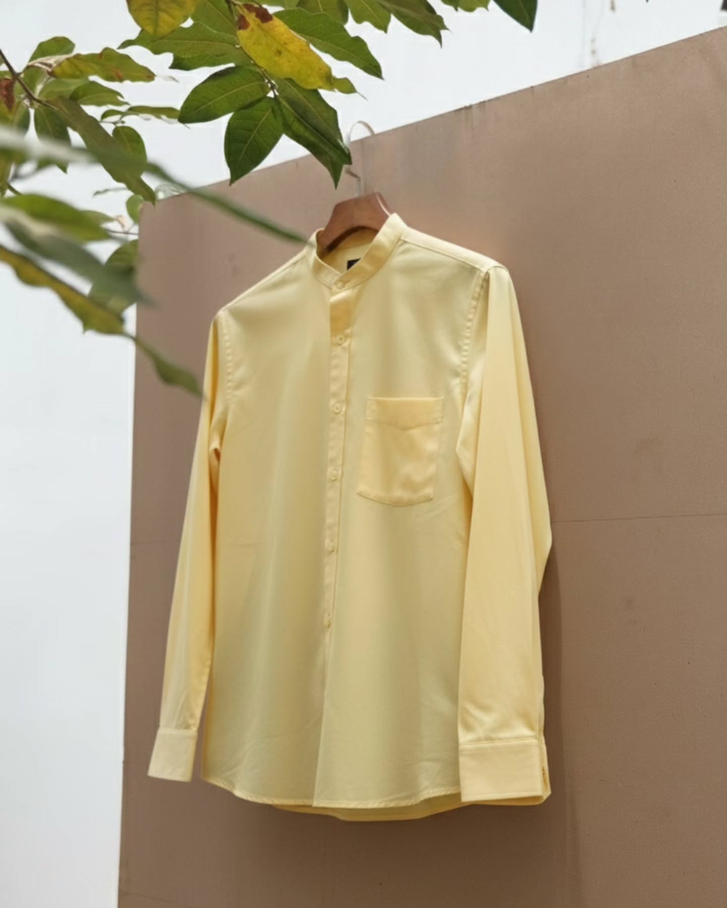 Soft, subtle and so easy to style.
This pastel yellow shirt is your new everyday favourite.
Shop and upgrade your fit @frankwilofficial
Frankwil.com
.
#mensfashion #mensstyle #pastelshirt #menswear #indianmensfashion #mensoutfits #styleguide #everydaystyle #smartcasual #fashionformen #ootdmen #shopnow