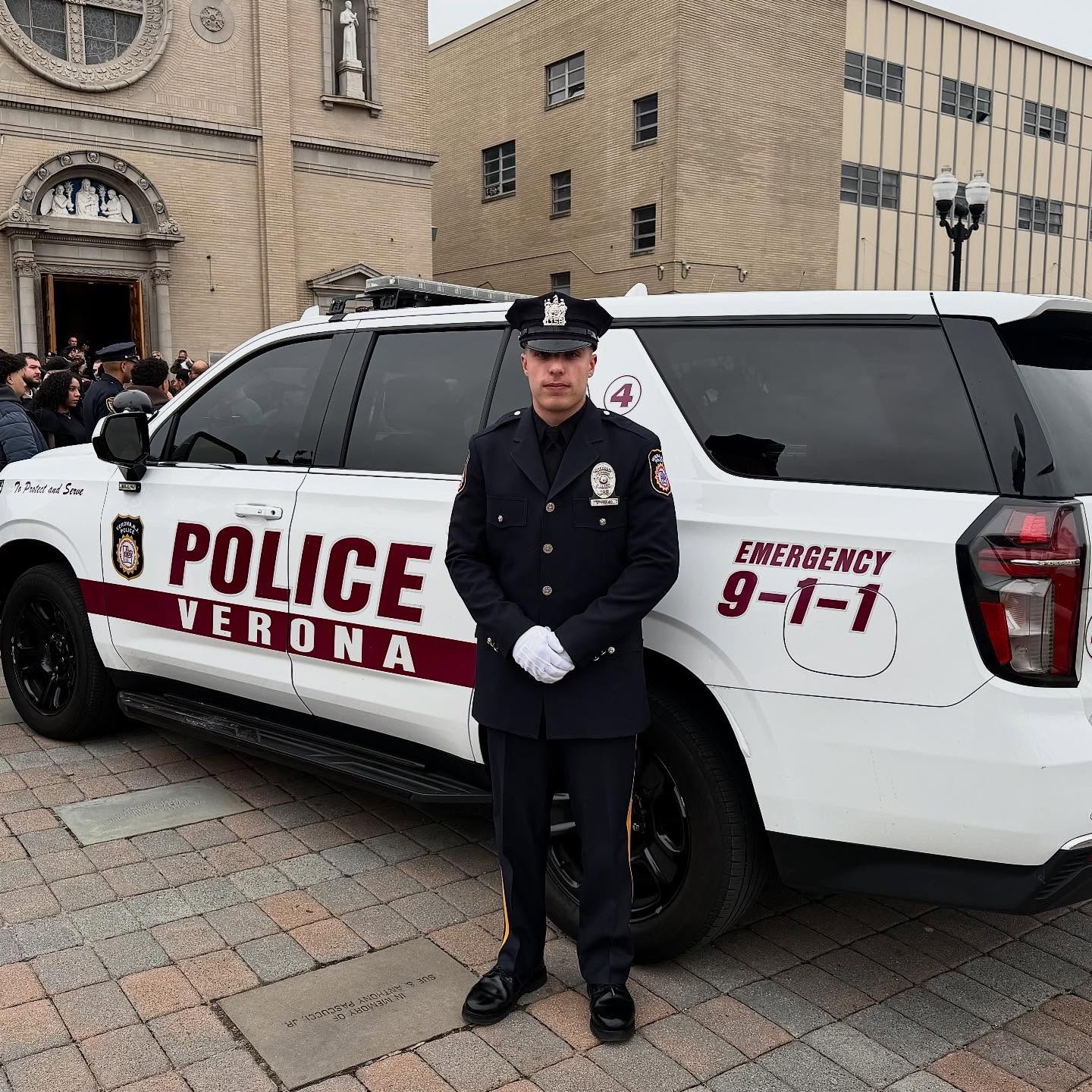 The Verona Police Department is proud to welcome our newest Police Officer, Officer Daniel Vecchio. Officer Vecchio previously completed the Capstone Internship Program with the department in 2022, demonstrating professionalism, commitment, and a strong work ethic.
Congratulations, Officer Vecchio, and welcome to the Verona Police Department.
#VeronaPD #VeronaPolice #VPD