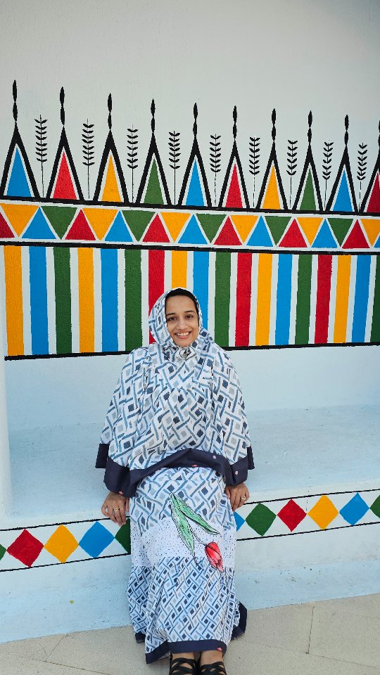 Mina District has always been one of my favourite places in Qatar. I always admired the paintings on its walls, but never imagined I would one day get the chance to leave my own mark there. 🥹
Seeing the mural come together after all the hard work was such a wholesome moment!!
Thank you so much @doseart for trusting us with this, and @rjnoor_shabnoor it was such a joy painting this wall with you!
Here’s to many more moments like this in the future ✨