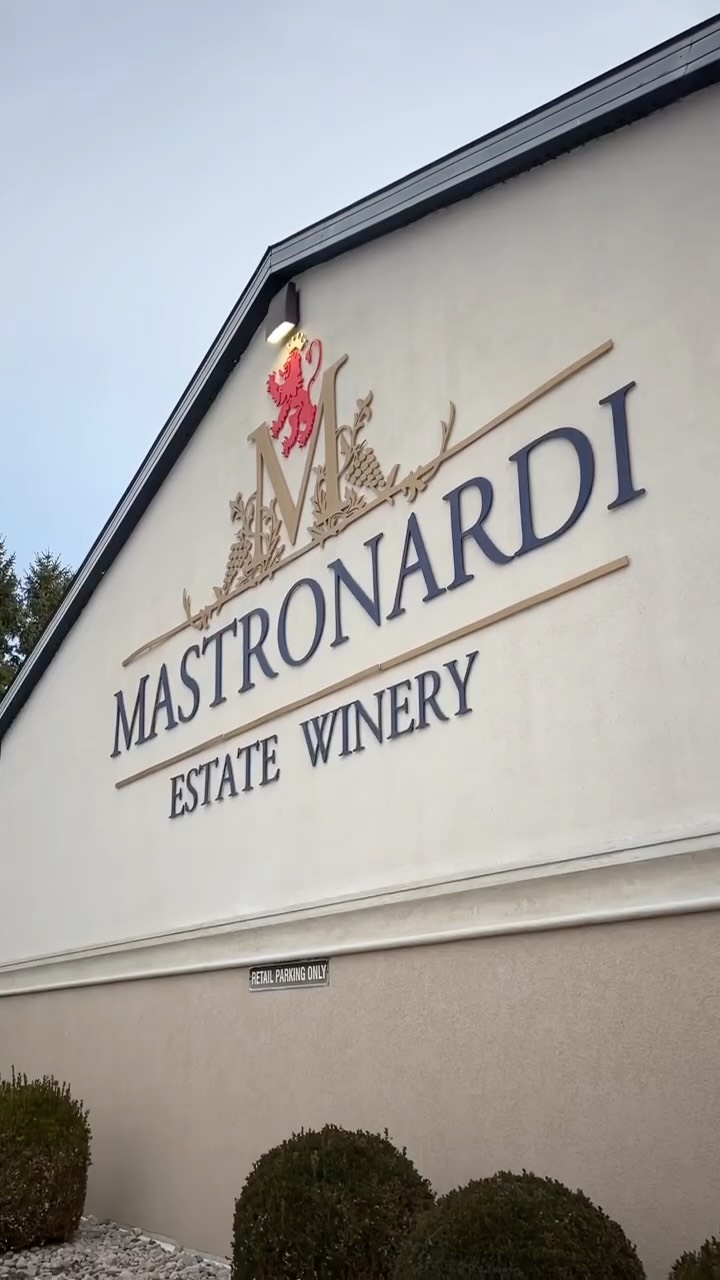 ๐๐ก๐ ๐๐ก๐ซ๐ข๐ฌ๐ญ๐ฆ๐๐ฌ ๐๐จ๐ฎ๐ฌ๐ ๐๐จ๐ฎ๐ซ ๐ข๐ฌ ๐๐๐๐ค! ๐ฒ
Tour beautifully decorated homes, enjoy a wine tasting , snacks, and shop local vendors at their Christmas Market.
The perfect festive day out! โจ๐ท
๐๏ธ November 15 & 16, 2025
โฐ 10am-4pm
๐ @mastronardi_winery
๐๏ธ 30 and available at the door
๐ฐ Benefiting @esh_foundation and Hospice
#kingsvillefoodie #kingsvilleeats #kingsvilleontario #mykingsville #kingsvillebia #christmashousetour