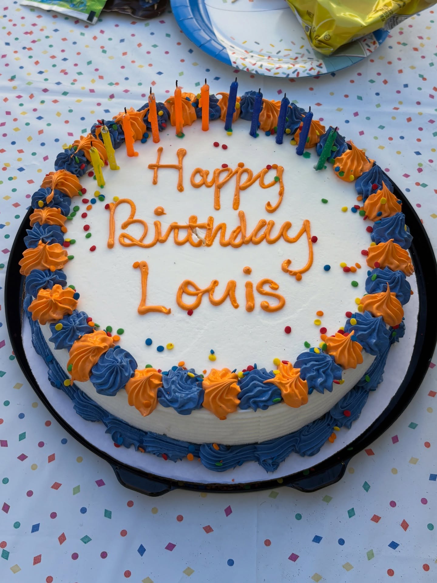 This incredible little boy turned 11 today. I certainly never imagined we’d be celebrating it thousands of miles away from home, but I love seeing how much he loves to travel, how he finds it so easy to play with other kids despite any possible language barriers, how he now wants to wear more polo shirts than t-shirts, how he asks me to borrow my comb, how he enjoys walking and exploring a foreign city, how he practices his manners in an international setting…he’s growing up and I’m so proud to be his father.
My most heartfelt thanks to so many people who made this day even more meaningful with their kindness and generosity. From his amazing stepmom, to our wonderful hosts, and to the above-and-beyond staff here at the hotel who surprised us with a cake and song. Thank you all for putting this nervous father’s fears to rest celebrating so far away from home and making us feel so welcome.
As is our annual tradition, please help us celebrate Louis’ birthday with Louis’ Toy Drive with your unopened toys and gifts to benefit the great work of the Ventura County Rescue Mission’s Lighthouse for Women and Children being collected at @butterandfold in Ventura!
Happy Birthday, Louis!!! ❤️🎂