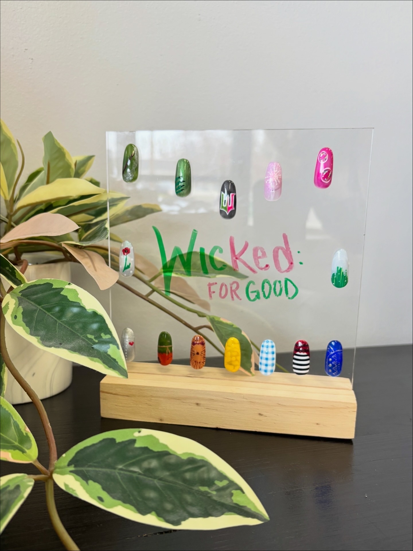 Celebrating Wicked: For Good? Get movie ready with these Wicked inspired Nail Designs. 💚🩷
Give us a call or book online with nail design to schedule your appointment!
We’ll see you soon!
The Hazel Team
#wickedforgood🧙♀️💚💖 #wickednails #wickednaildesign
#nails413 #413nails #westernmassnails #eastlongmeadowma