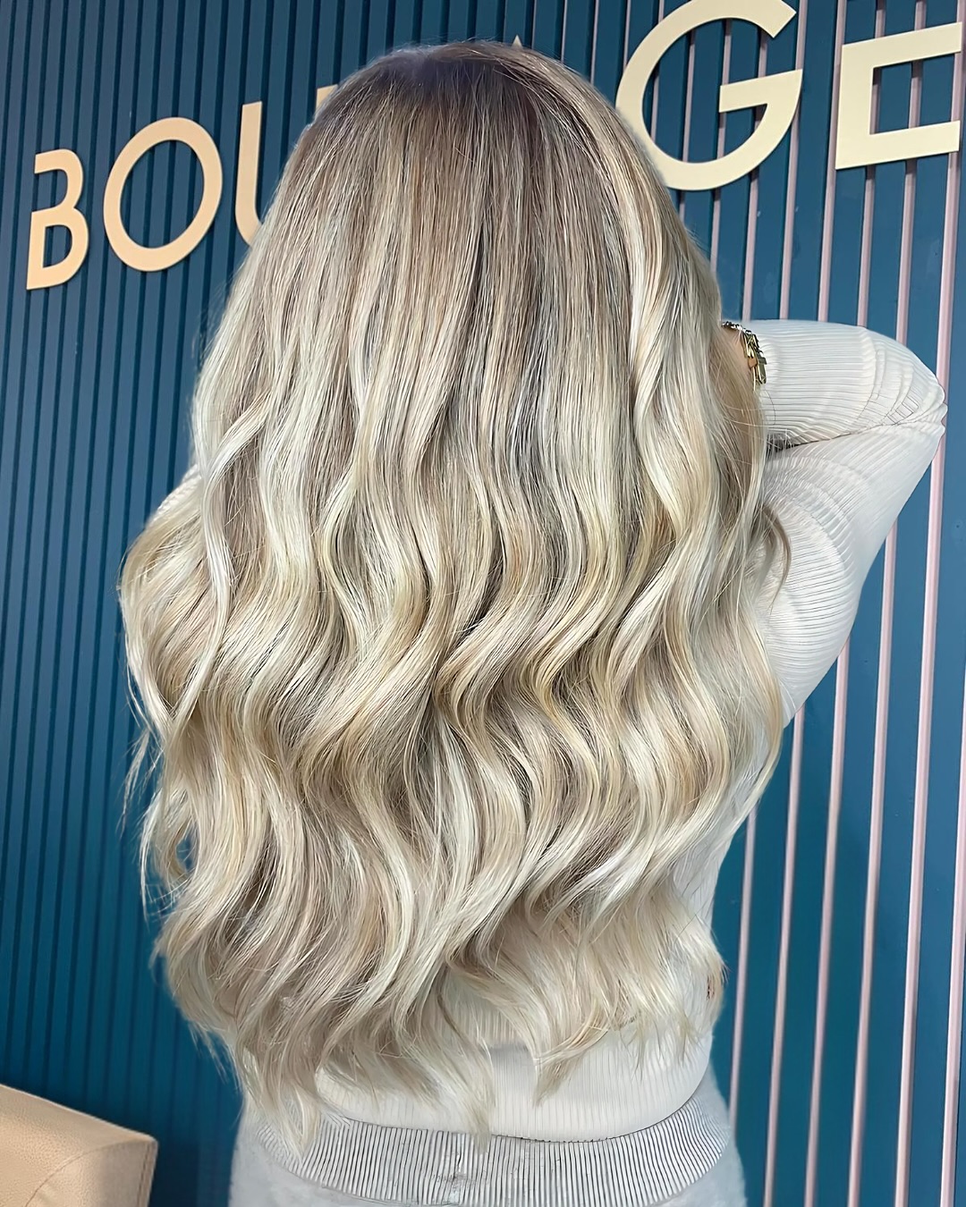 A gorgeous hair transformation 😍✨
There’s nothing like fresh highlights to lift your whole look — softer, brighter, and effortlessly blended. Our team have been creating the dreamiest blonde moments, and this one is chef’s kiss 💛
✨ Black Friday Offer ✨
Enjoy 20% OFF all highlights until 1st December 2025.
Perfect time to freshen up your colour for the festive season!
Book now and let us create your next hair masterpiece 💫
#Bouyage #BouyageSalon #HairTransformation #HighlightSale #BlondeSpecialist #HairGoals #StAlbansSalon #HertfordshireHair #BlackFridayDeals #HairColour #FreshHighlights #SalonOffer #BlondeBalayage #BeforeAndAfter #HairInspo