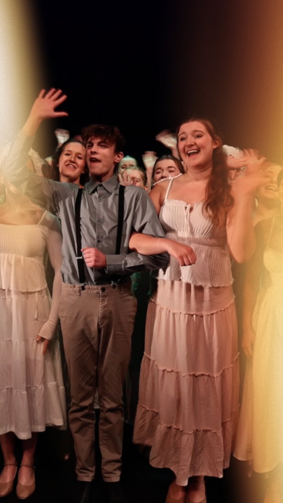 SCHMIGADOON – SCHMIGADOON 👒🐷
Our incredible Stage Academy Inters have stepped into the quirky, whimsical world of Schmigadoon!
Instead of simply rehearsing the number, this group has been building a full-on musical universe, exploring larger-than-life characters, experimenting with comedic timing, and throwing themselves into the show’s playful Golden-Age parody style. The room has been filled with bold choices, big personalities, and the kind of joyful chaos that only Schmigadoon can inspire.
🧠 @elliegorskidance @georgiadodman
🎶 @longtallharry
🎥 @longtallharry
👥 Stage Academy Inters
#schmigadoon #musicaltheatre #stageacademy #copperstudios #nottingham