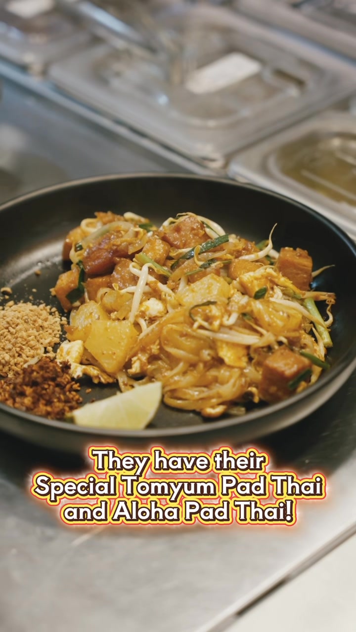 Spaghetti meets Thai street style โ and sparks fly ๐๐ฅ
Think bold sauces, smoky wok aroma, and flavours that hit every note. From Garlic Black Pepper Olio to Aloha Pad Thai, itโs fusion done right โ fast, fresh, unforgettable.
Come by the first floor of IMM and dig in!
#PaadPaadThai #WokThisWay #ThaiFusion #PadThaiGoals #IMMfoodie ๐๐ฅข