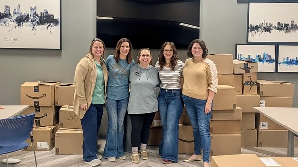 Thank you New Hope MomCo for helping pack gifts for Riley’s Children’s Hospital! Christmas trees, musical instruments and art supplies were sent to the hospital to bring joy to patients during this holiday season. Give us a shoutout if you receive one of these gifts, we would love to hear from you!
