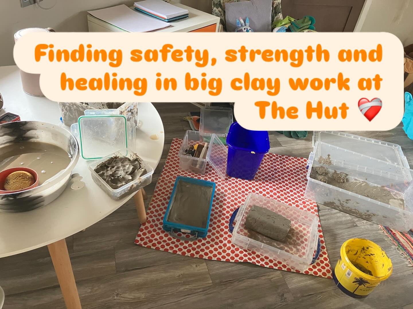 Creative Play Therapy is a safe place to explore, feel and make sense of who and how you are. Clay is always available to squeeze, hold, stroke, smooth, throw, splat, lift, touch and mould…I’m here if you’d like to know more… #insideoutsidetherapy #creativetherapy #playtherapy #adolescentmentalhealth #familymentalhealth #childmentalhealth #clay #claytherapy #feel #safe #heal #glasgow #stirling #killearn #scotland