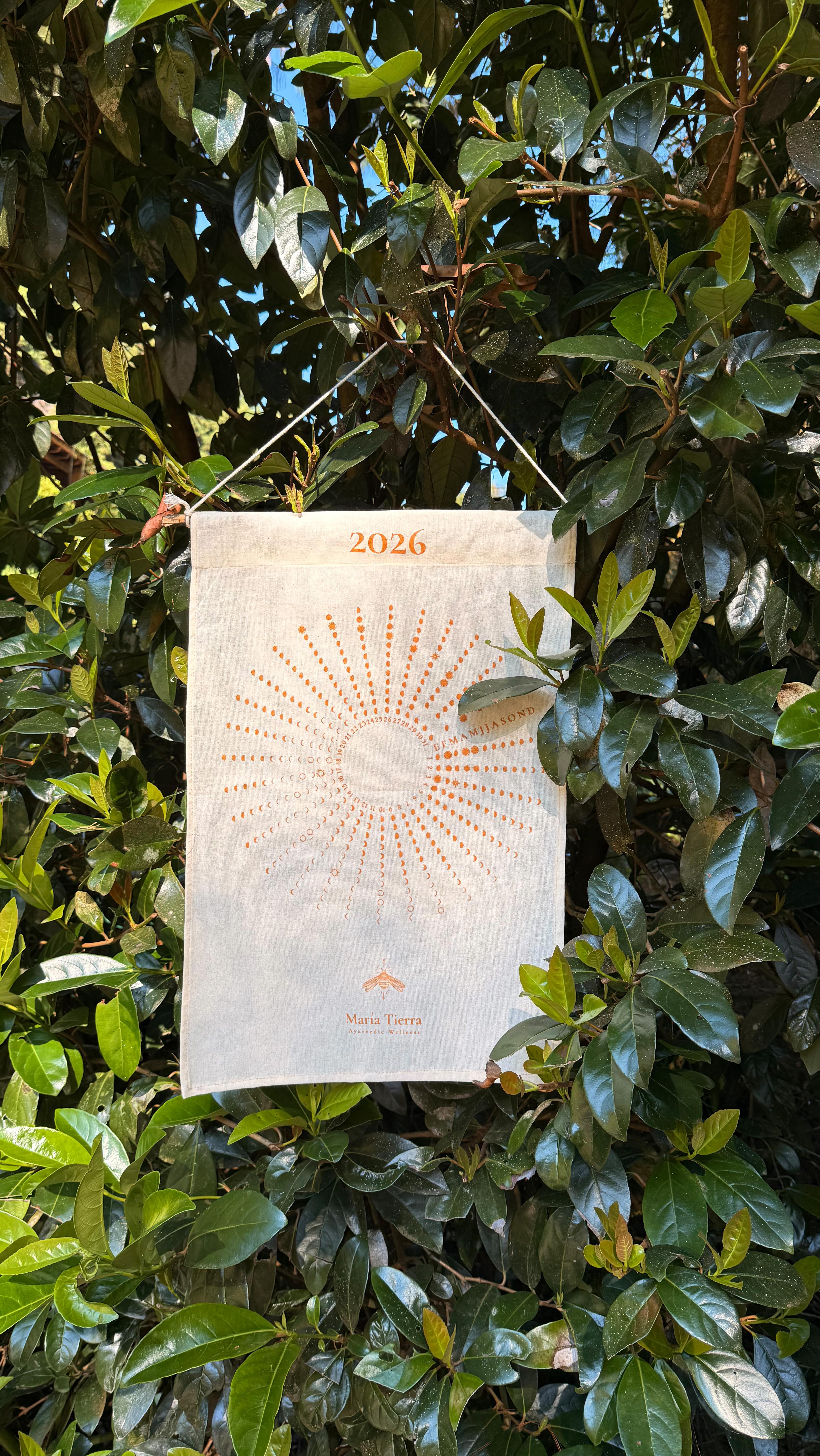✨Conectar con la luna, danzar con sus ritmos
Retomar la presencia y así percibir cómo somos cambiantes
Fluir como el agua 🦋
Ser reales, auténticos
Sentir el ir y venir🌊
La impermanencia que hace todo más especial
Apreciar lo finito
Y volver a empezar 💫
🔮
#calendariolunar
#luna
#intuicion
#moon
#mooncalendar