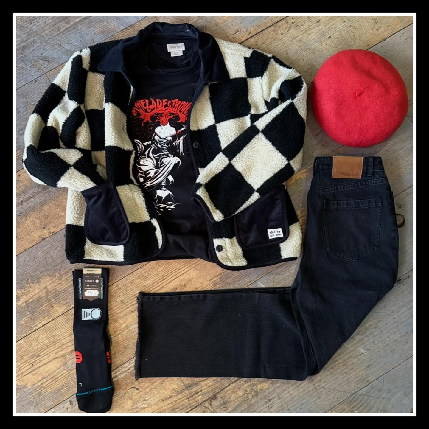 We’ve got boardgames, clothing, accessories, collectibles and more.
C’mon down to 2307 East Hastings in Vancouver or place your order via shop@thegoodsapparel.com or by messaging us on instagram or facebook. We ship all over Canada