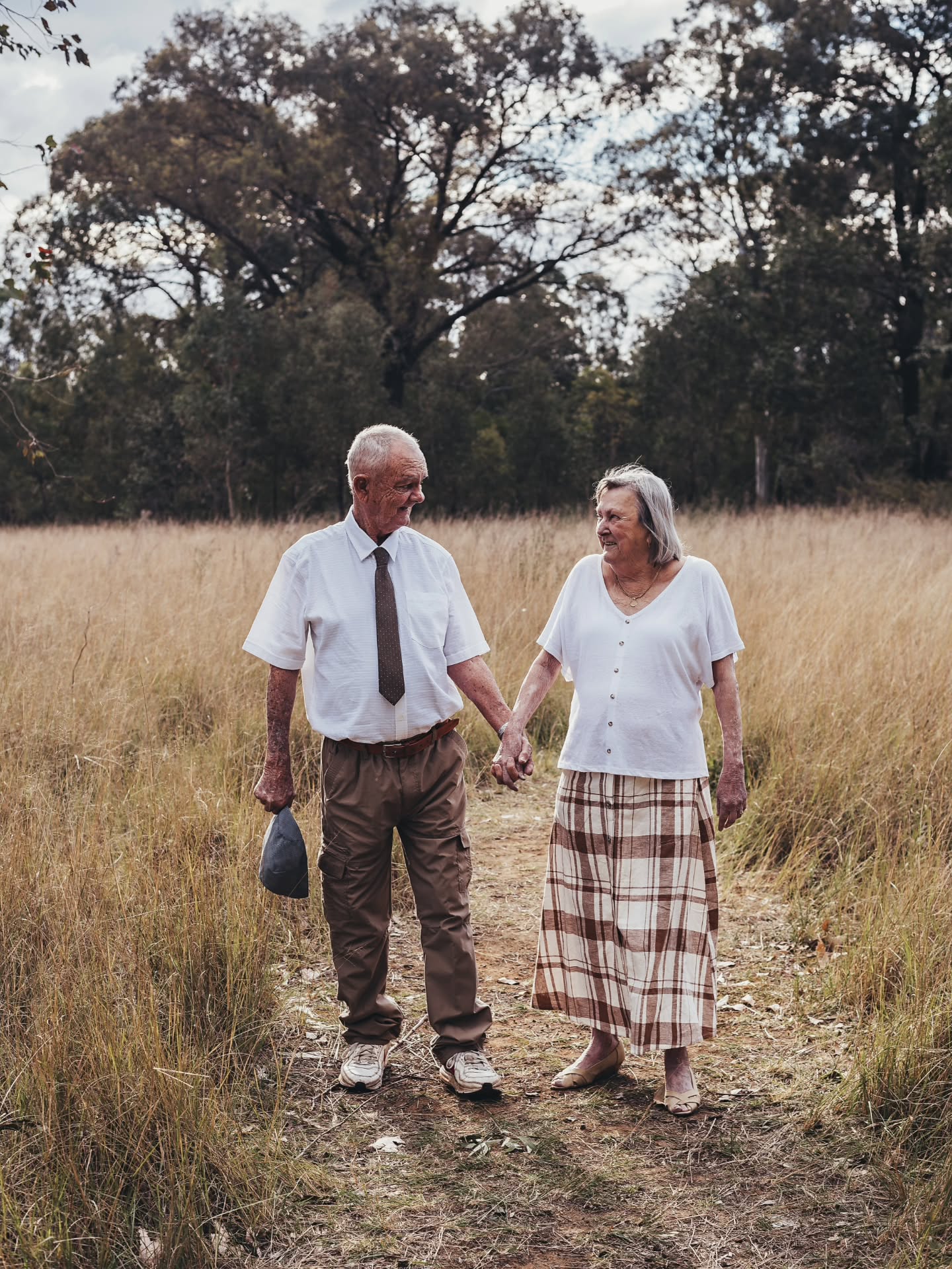 It's been a long year without you Pop 🤍
I am so thankful to have these memories, Nan isn't the same without you but wears these images daily. One around her neck in a heart and the other in a secret braclet that when she peeks into she sees you ❤️
There is no age limit to love, just as there is no age limit to having your love documented 🤍