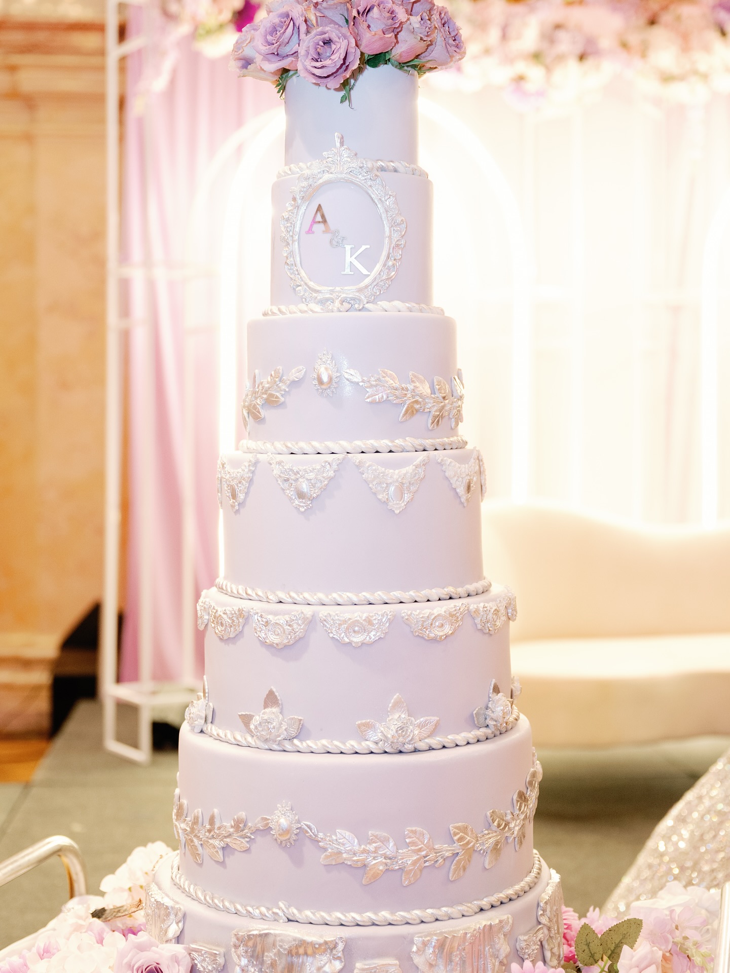 What made Amrit and Karan’s wedding so unforgettable wasn’t just the breathtaking setting or the rich Punjabi Sikh traditions, it was the energy, color, and joy that filled every single moment. Their multi-day celebration was the perfect blend of elegance, culture, and pure celebration spirit. Guests traveled from all over the world to be part of this special union, and what made
it even more remarkable: every detail was lovingly and flawlessly planned by the bride herself. From the vibrant décor to the flow of each day, Amrit curated an experience that reflected not only her cultural heritage but also her incredible eye for style and emotion.
There was dancing, laughter, heartfelt rituals and an atmosphere so warm and festive that it seemed to wrap around every guest. A wedding that wasn’t just seen, but truly felt.
teodorasimonwedding
@plusweddingfilms
@arandhawa_
@_randhawakaran_
#indianwedding #indianweddinginvienna #castlewedding #destinationwedding #destinationweddingvienna #gettingmarriedinaustria #lehngas #weddinggowns #weddinginspiration #coupleshooting #weddingplanner #weddingplanneraustria #weddingplannervienna #weddingplannerinternational #hochzeitsplanung #locationscouting #weddingcake #sweettable