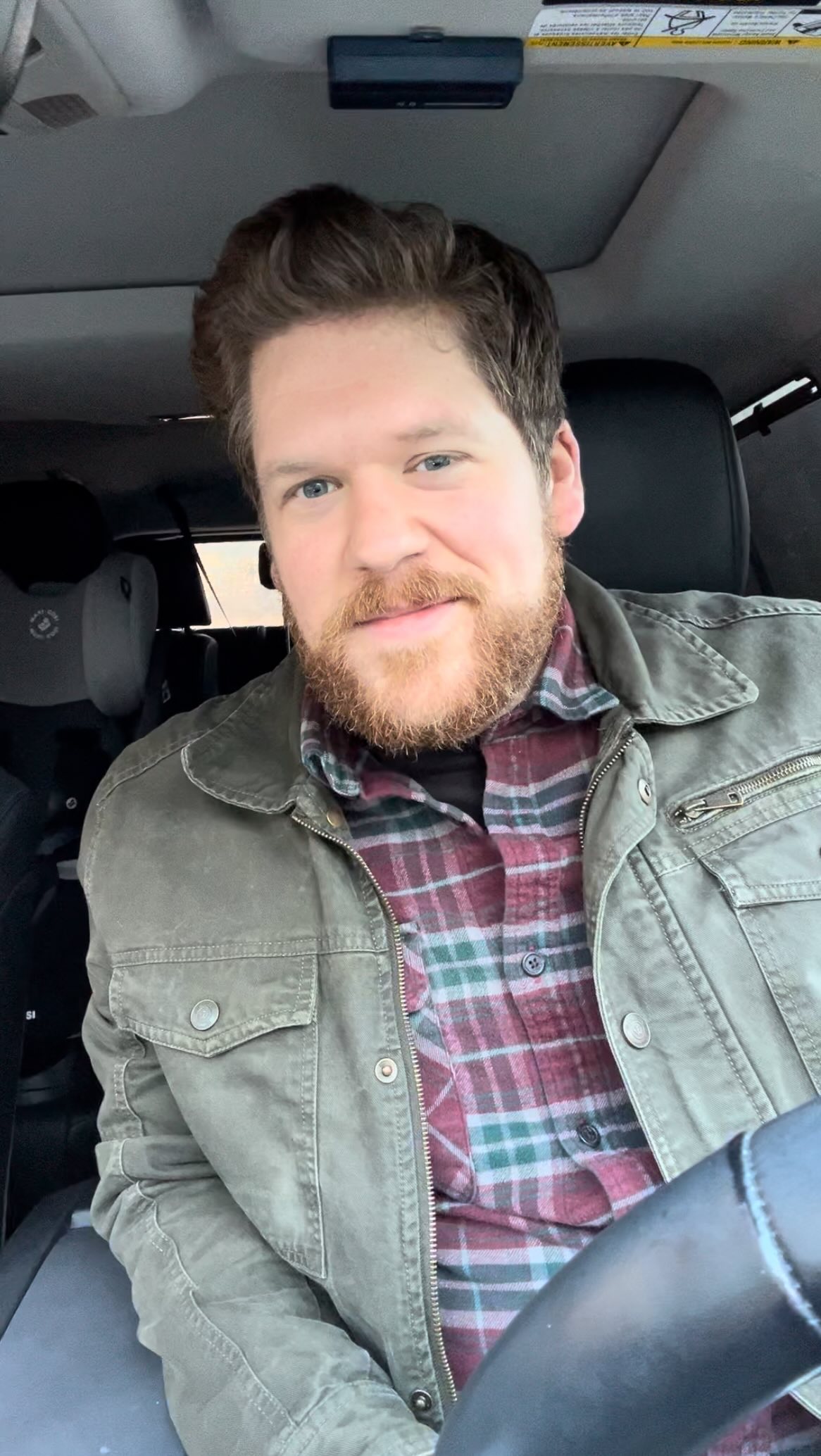 Itās (almost) the most wonderful time of the year! šāļøššš And I have some exciting news to share! Iām wrapping up this yearās event calendar with a Christmas Concert on Saturday 12/6 at @fireescapecoffeehousema in Weymouth, MA with a very special guest @matthewjonesmusic! Weāre gonna be playing a fun mix of Christmas tunes and original songs (maybe even some new singles), so we hope youāll come on out and celebrate the Christmas Season with us in style! š