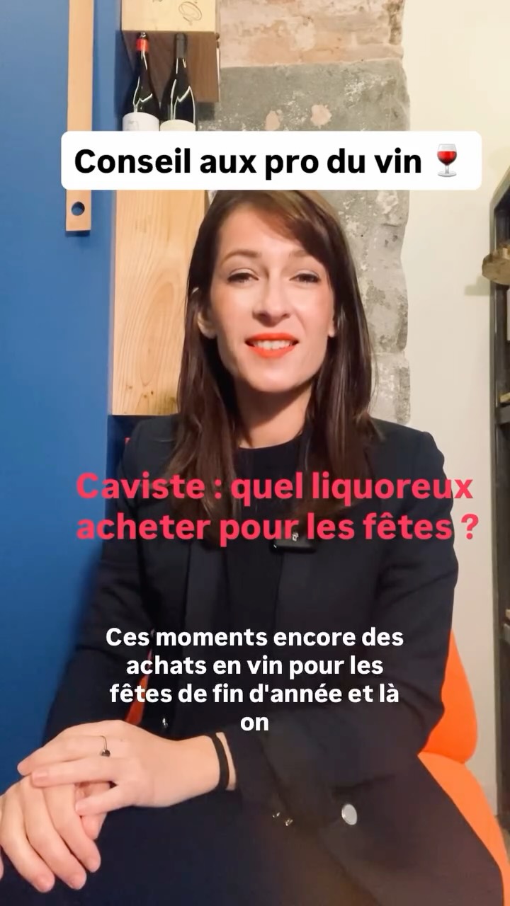 Conseil aux pro du vin 🍷 c’est le moment de l’année où il faut commander les liquoreux. Bien sûre les sauternes (et autres appellations de la même région). Mais aussi d’autres possibilités existent : les liquoreux de Loire ou d’Alsace par exemple. Tout ces vins peuvent faire doubles usages avec le foie gras et les desserts. Vous pouvez aussi jouer sur des vins avec des taux de sucre plus bas pour les personnes qui sont sensibles au sucre ;) #vin #noel #sauterne #caviste #restaurant #vignoble