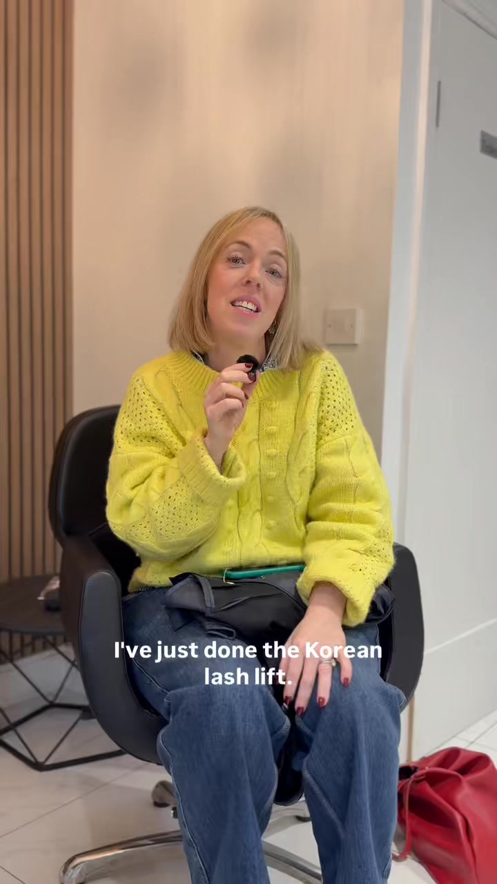 When your lashes lift your confidence too 💁♀️💕
.
.
.
.
.
.
#KoreanLashLift #BeautyTransformation #CloudBeautySalon #LashGoals