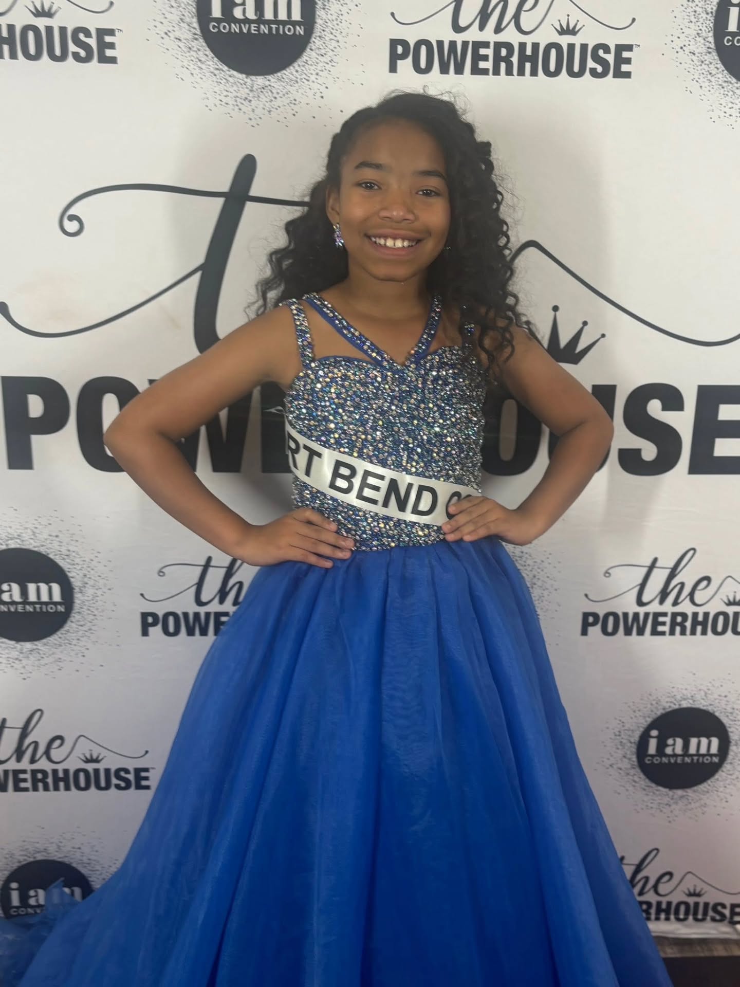 🌟 CLIENT SPOTLIGHT 🌟
Now let's celebrate the achievements of Dailey Grace Gilliard at National American Miss! This was our first fun pageant adventure with her and Dailey has the sweetest heart around. We loved being part of her prep team and she really shined at nationals!! What an honor for her to have won the following:
🌟Spirit of Pageantry award
🏆Winner of Best Resume in both NAM & All-American JPT
🌟1st runner up Young Author award
🌟3rd runner up Spokesmodel JPT All-American
🌟Top 15 in Talent overall
🌟Top 12 finalist in JPT All-American
We are so proud of her!! We have no doubt she will continue to do amazing things!!! Congratulations, Dailey Grace!!! We 💜 you, mom............. and dad.😁
#thecrowningmoment #winningteam #coach @yourstruly_dailey @yourfavoritepageantdad