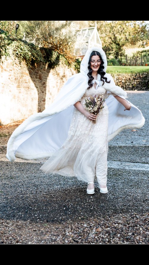 Happy 1 Year Anniversary for yesterday Becky 💕
My gorgeous winter princess Bride from last year, beautiful photos by @becca_roundhill_photography
An autumn and winter is such a fab time of year, look at the backdrop of @millbrookestate with the autumn leaves and the pretty sunlight
Soft Hollywood waves inspiration for the hairstyle, top tip you need a lot longer time than you think for this type of down style and pretty naturally radiant makeup. More details of the makeup and hair on a previous post.
Couldn't resist reposting this wedding.
Love Becky's style, her dress and cape for the win, then Dave for your Inspo.
#millbrookestate #millbrook #winterbride #hollywoodwaveshair #bridalstylist #bridalmakeup #bridalhair
