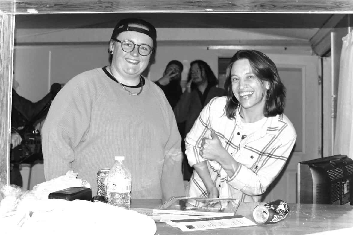 a sweet one captured by king @joesheafilm on the set of @knuckles_film last weekend 🥊
honored to be a part of such a special project. can’t wait for y’all to see this one !!!!