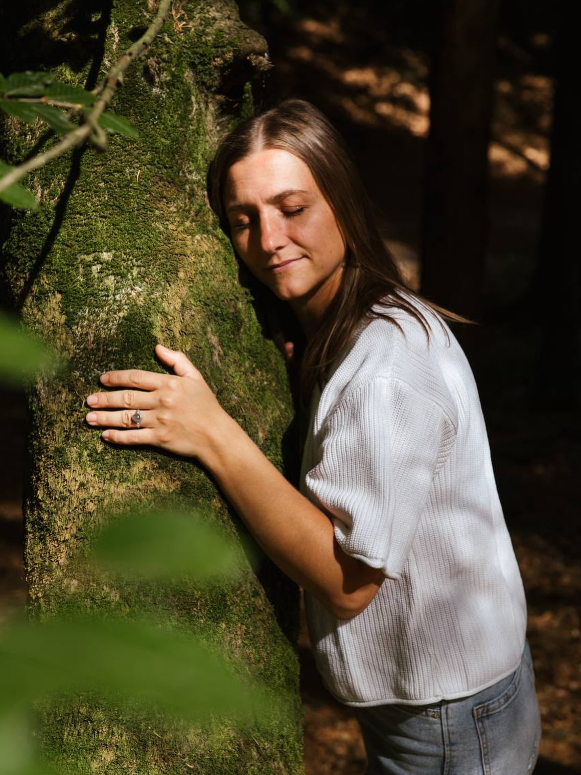 Ein wunderschönes Weihnachtsfest euch allen - Möge viel Liebe in euch fließen und euer Licht Frieden schenken!
Ihr alle seid ein Geschenk für mich und dafür möchte ich euch hier von Herzen danken ✨
Foto: Danke an @martyna_lind_photography , die es immer wieder schafft meine Liebe und Hingabe in einem Bild festzuhalten!