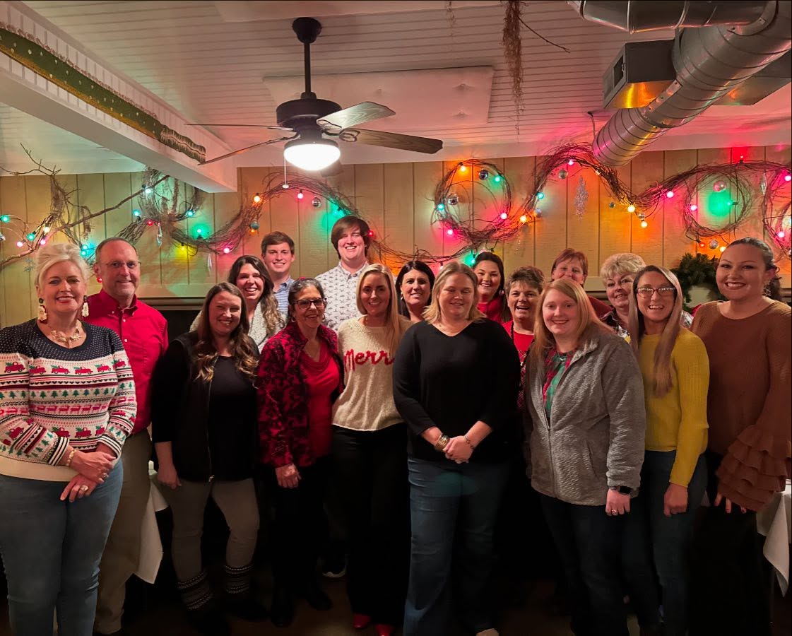 Merry Christmas from the Wild Will’s crew! We can't wait to see you this spring! I hope everyone has had a wonderful holiday! #coresounders #atlantic #wildwills 🦐❤️🎄🎅🎂🦀🐟🍤🍠🦪🍸🥩🎄🎅