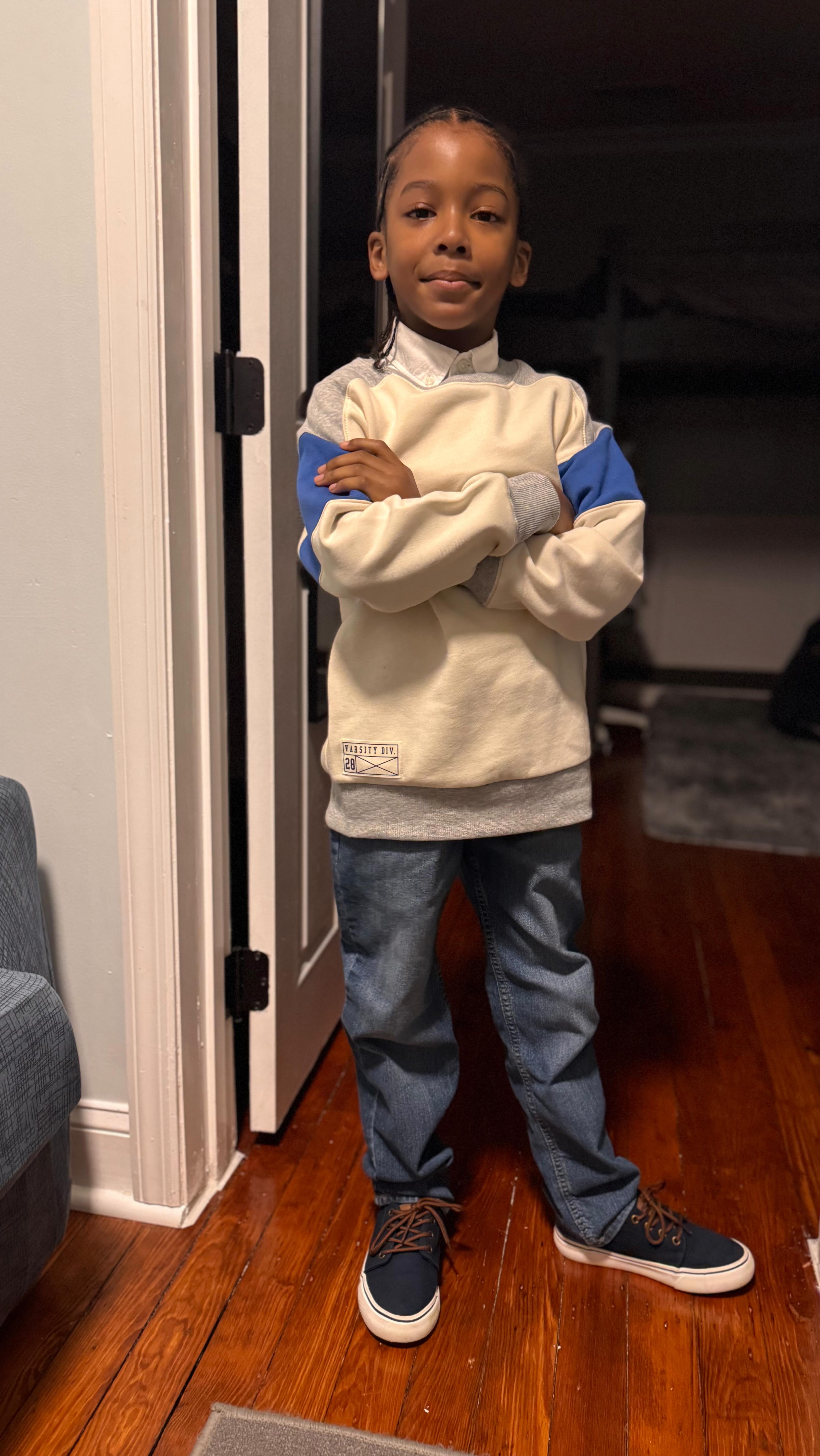 Reading at home with my 7-year-old is one of my favorite kinds of magic.
We curled up tonight to practice oral reading fluency, and my heart just melted. 🤎
📚 First read: 172 words in 1 minute
⏱️ Second read: 194 words in 59 seconds!
Watching him grow, stretch, and believe in himself with every read… it’s the sweetest reminder that our love and presence matter so much.
Learning Partners, keep cheering them on.
A little practice, a lot of patience, and a whole lot of love truly makes all the difference.
We’re raising strong, confident readers one read at a time. 🌟📖💕
#fyp #literacyintervention #twogenerationalapproach #blackparenting #reading #fluency #explorepages #blackboymom