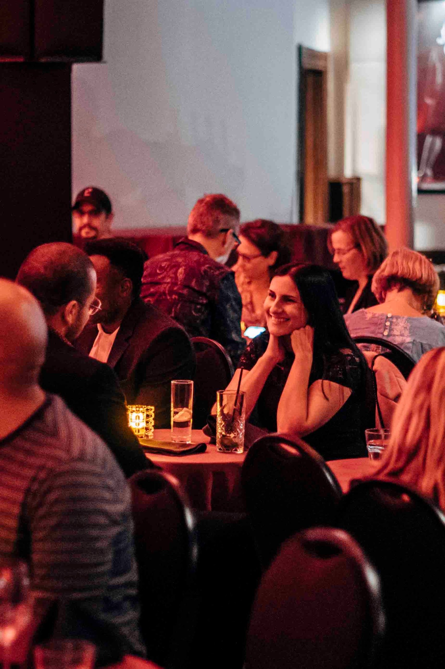 Bonne bouffe, musique live et ambiance inoubliable — c’est ça la magie du Balcon.
Installe-toi, savoure ton verre et laisse le spectacle t’emporter. Vis une soirée où chaque moment est exceptionnel.
Billets disponibles sur lebalcon.ca ✨
Great food, live music, unforgettable vibes — that’s the magic of Le Balcon. Sit back, sip something good, and let the show take over your night. Experience an evening where every moment feels special.
Grab your tickets now at lebalcon.ca ✨
#LeBalcon #Montréal #SortiesMTL #SouperSpectacle #MusiqueLive