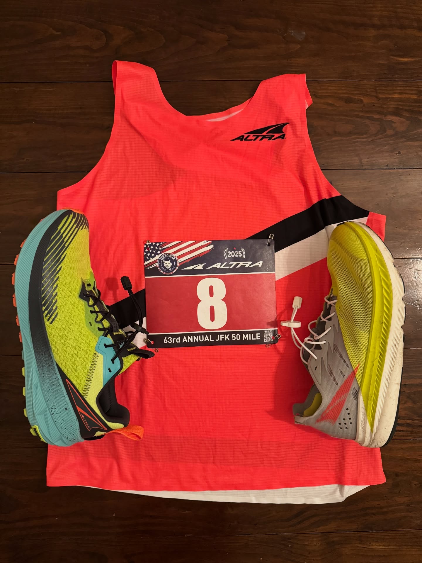 Tomorrow’s JFK50 performance is a complete mystery, but I’m going to line up and see what happens. The girl squad is ready. We picked out some pawn shop caps today, ‘84 LA Olympics 🤌 No matter what, the ice cream shop has been picked out.
Wild 2’s to start, Vanish 2’s to finish @altrarunning
#JFK50 #Ultra #TeamAltra