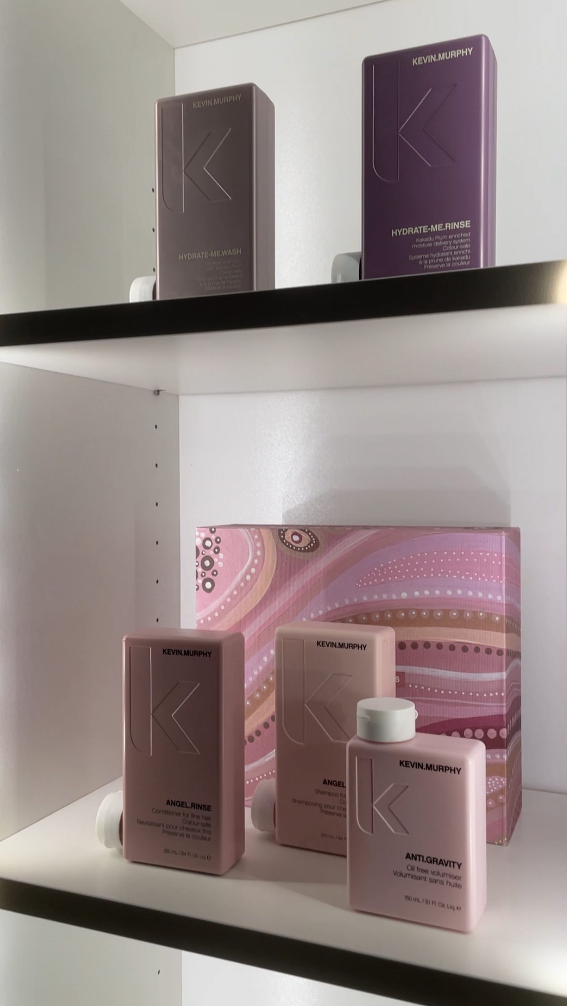 Tarjosimme virkistyspäivän iltaan kauneushetken hoitoalan ammattilaisille. Pikakampauksia, kasvohoitoja ja hetki hengähtää. ✨ Oli ilo olla mukana tuomassa hyvinvointia niille, jotka sitä muille jakavat. 💛