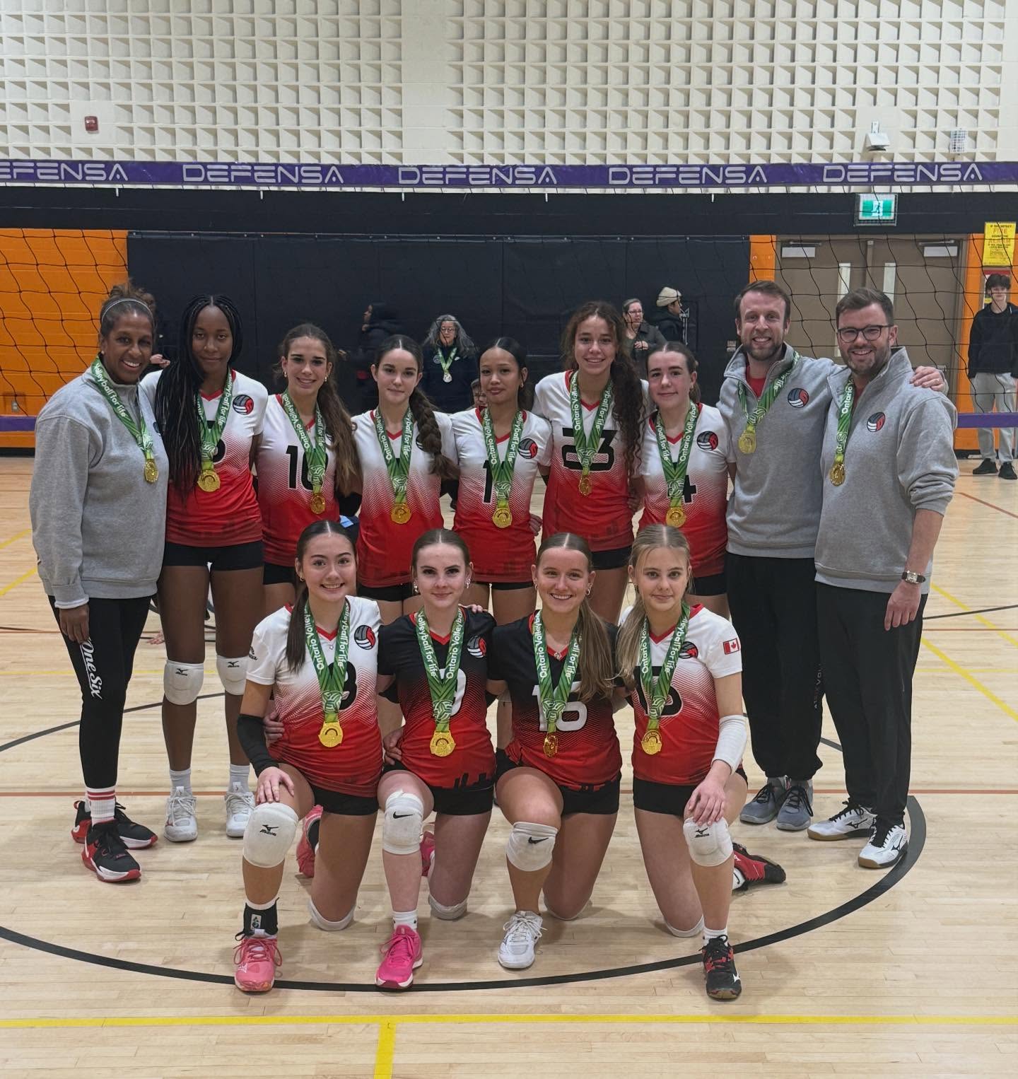 16U Waves win gold at their tournament today!🥇 Amazing job to everyone! Congratulations🌟💪🏽