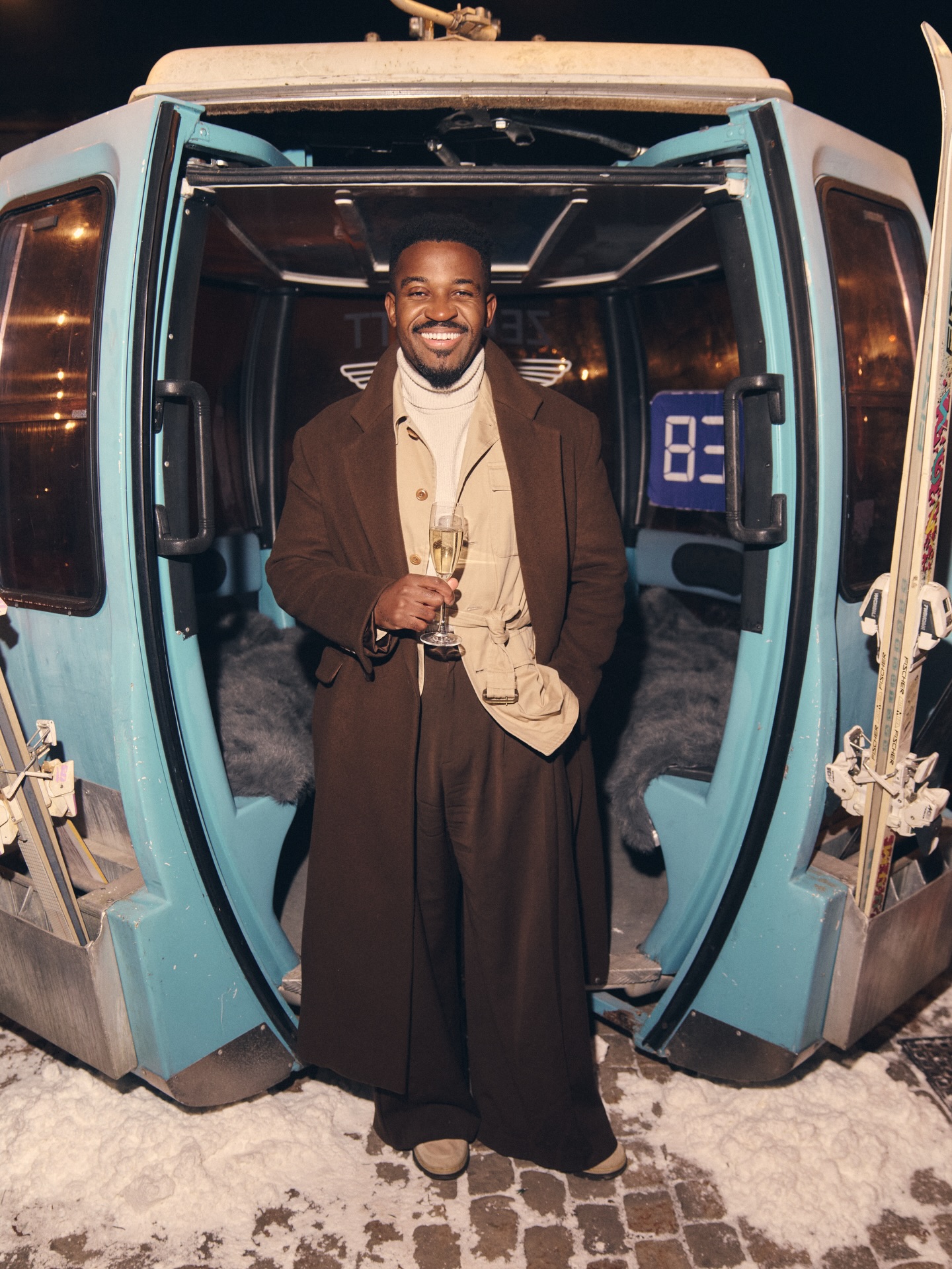 Last night at @clivedenhouse felt like classic Après-ski without the mountain miles.
Step in from the cold, shake off the snow and fall straight into that warm, laid back vibe that makes winter feel exciting.
Racks of skis, vintage gondolas, big coats, great food and drinks, and that golden-era charm you only find in old Alpine photos.
If you ski, you’d recognise the feeling straight away. If you don’t, this was the sort of Après that makes you wish you did.
A winter night done exactly how it should be. 🎿
Big thanks to all the partners involved in making this happen!
Find the Astor Après-Ski Terrace open exclusively at Cliveden House until 11th February 2026.