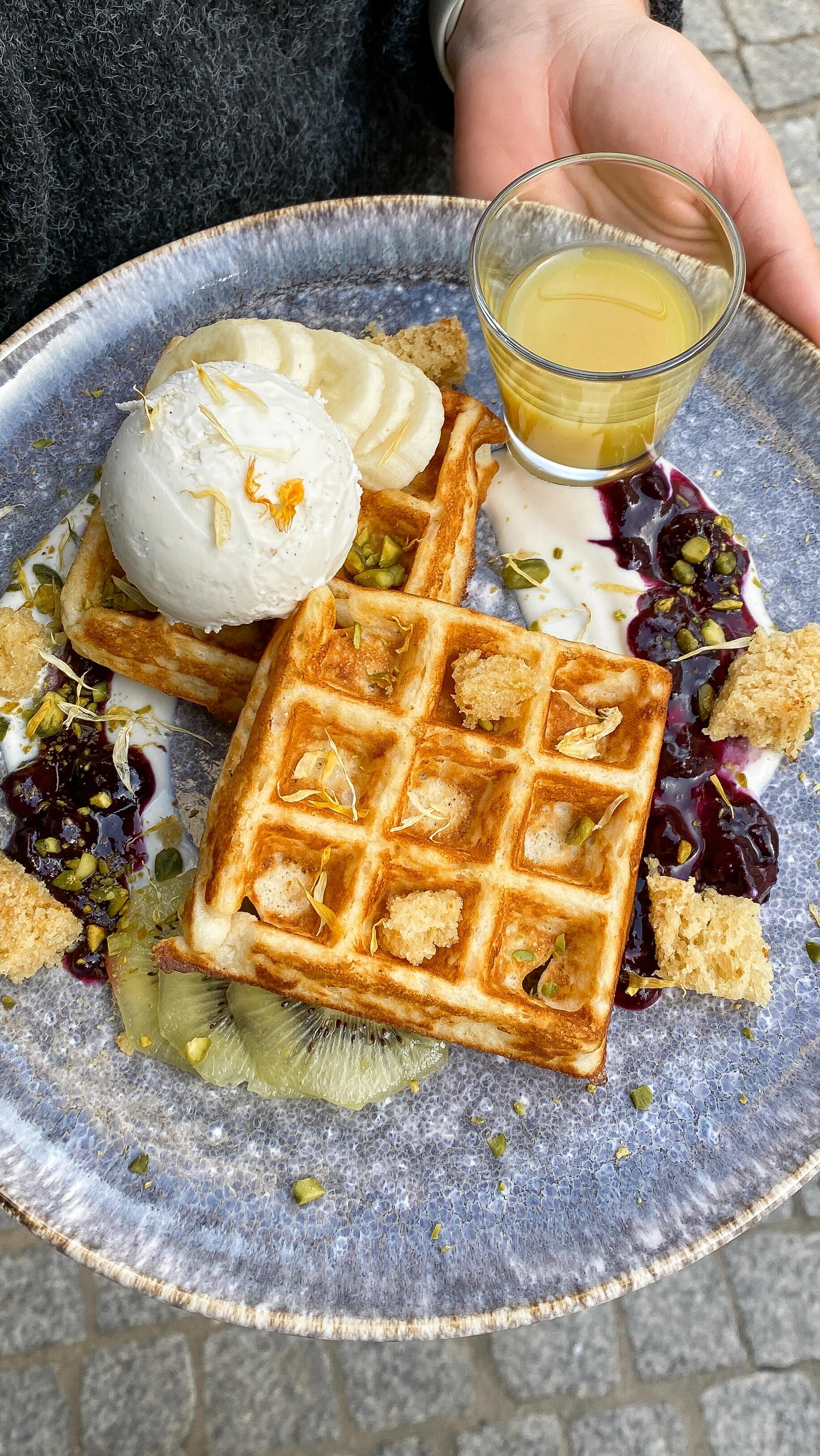 or maybe it does 🧇💛