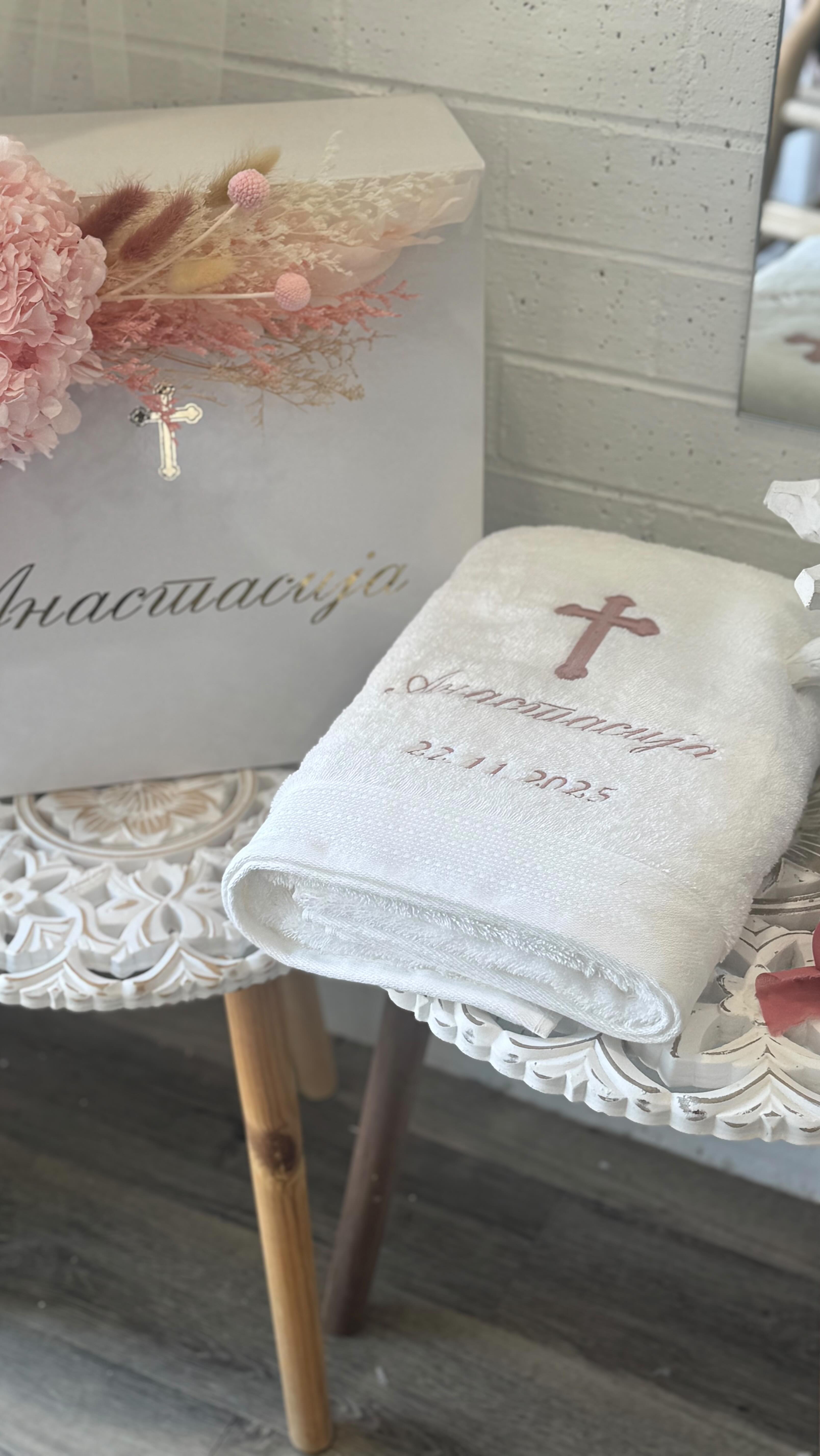 ANASTASIJA | 22.11.2025
•••
Congratulations sweet girl on your christening, may you be forever blessed 🙏🏼💖
•••
#iklektikink #iklektikinkdesignstudio #christening #christeningpackage #christeningbox