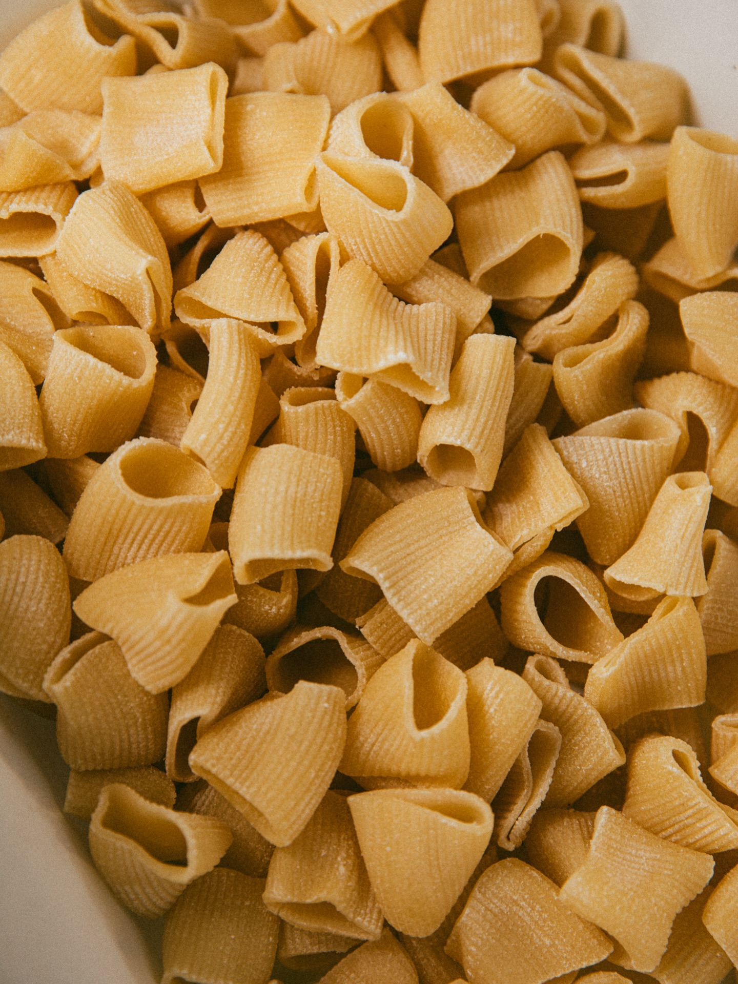 Our pasta is fresh, flavorful, and made to perfection. Every dish brings a taste of Italy to your plate.
.
.
.
#linguinitrattoria #italianrestaurantamsterdam #foodieinamsterdam