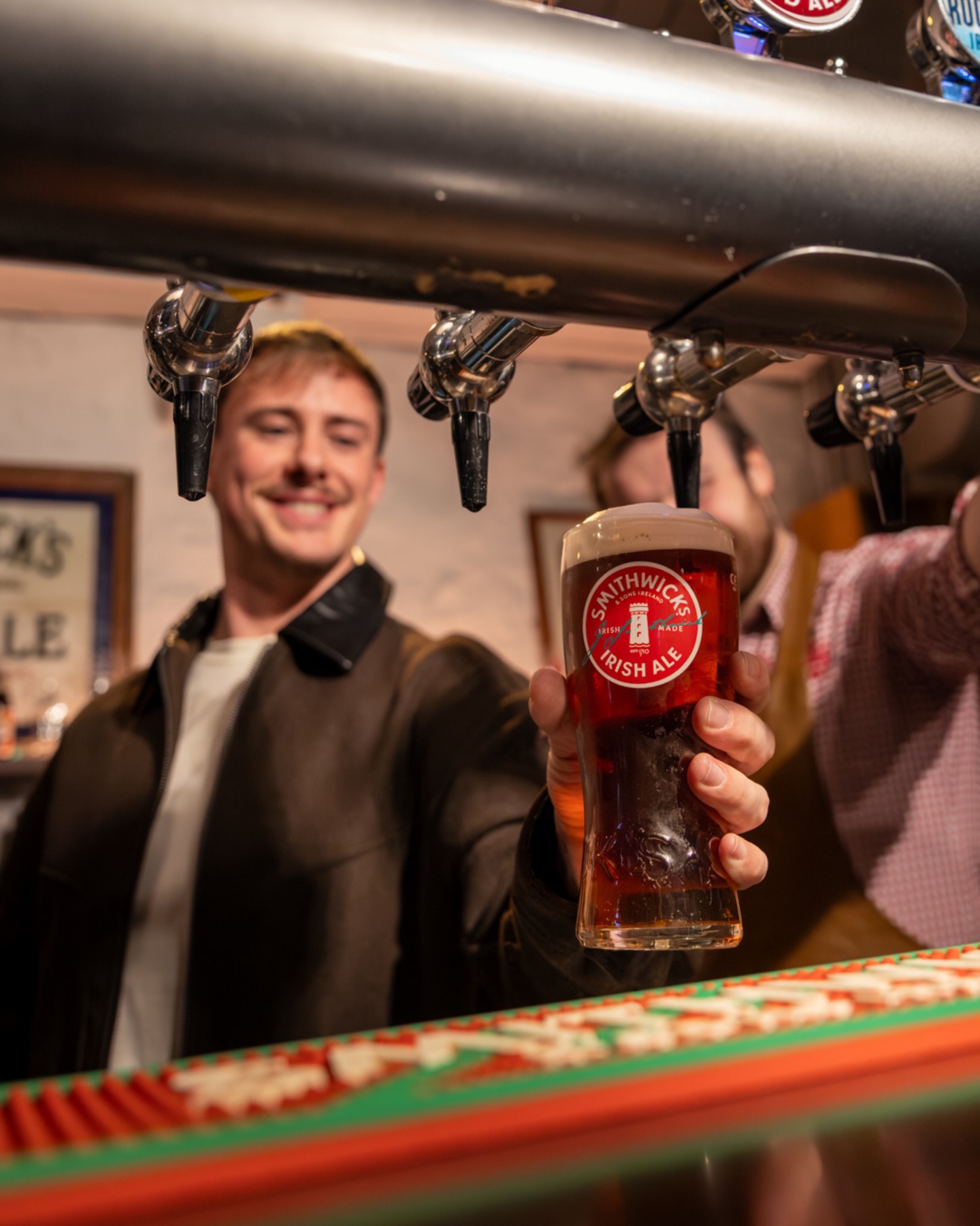 Winter magic with @smithwicks_ireland 🍻✨🎄
Our third year collaborating with @smithwicks_ireland - delivering end-to-end creatives, from concept, to photography and videography, to paid social assets and OOH print design, all the way to bringing it to life across their social channels. ⚡️
Always so grateful for the people and brands that trust the process and let creativity lead!