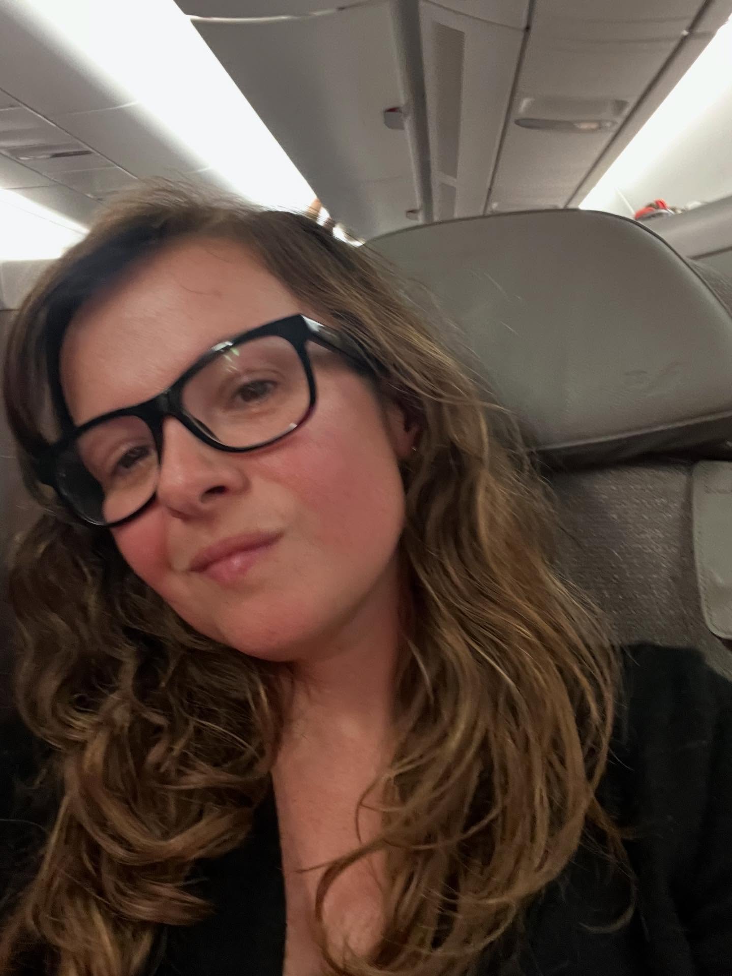 Last day in Quito! Incredible hot chocolate, beautiful churches, the world’s biggest nativity (with moving parts), delicious lunch, and now in a very nice seat home that has a cupboard. I am impressed by the cupboard.
My seventh country in south or Central America and though it’s not a cheap place to travel it always feels so safe and friendly. I love it. Though I do not include Brasil in this which was neither 😂 #travel #solotravel #grouptravel #southamerica #ecaudor🇪🇨