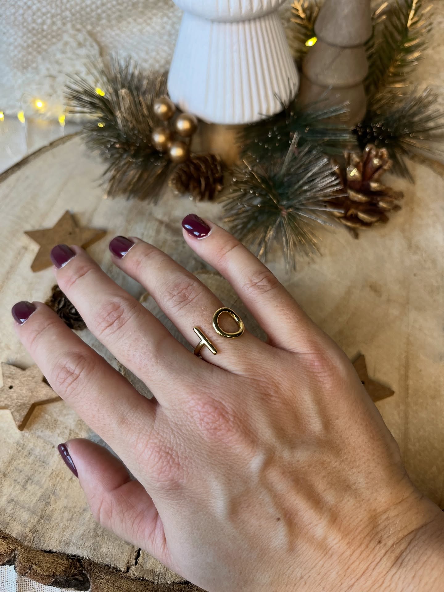 ❄️☕️Bonne journée à toutes !
🎁Si jamais il vous manque un petit cadeau pour votre sœur, belle-sœur, cousine ou meilleure amie, pensez à la bague ORION !
👌Elle est réglable donc elle va à tout le monde !
✨Hyper originale et en même temps toute fine pour celles qui n’aiment pas les bijoux imposants !
🛒Allez faire un petit tour sur le e-shop pour en savoir plus et l’ajouter dans votre hotte du Père Noël !
Bises à toutes 😘