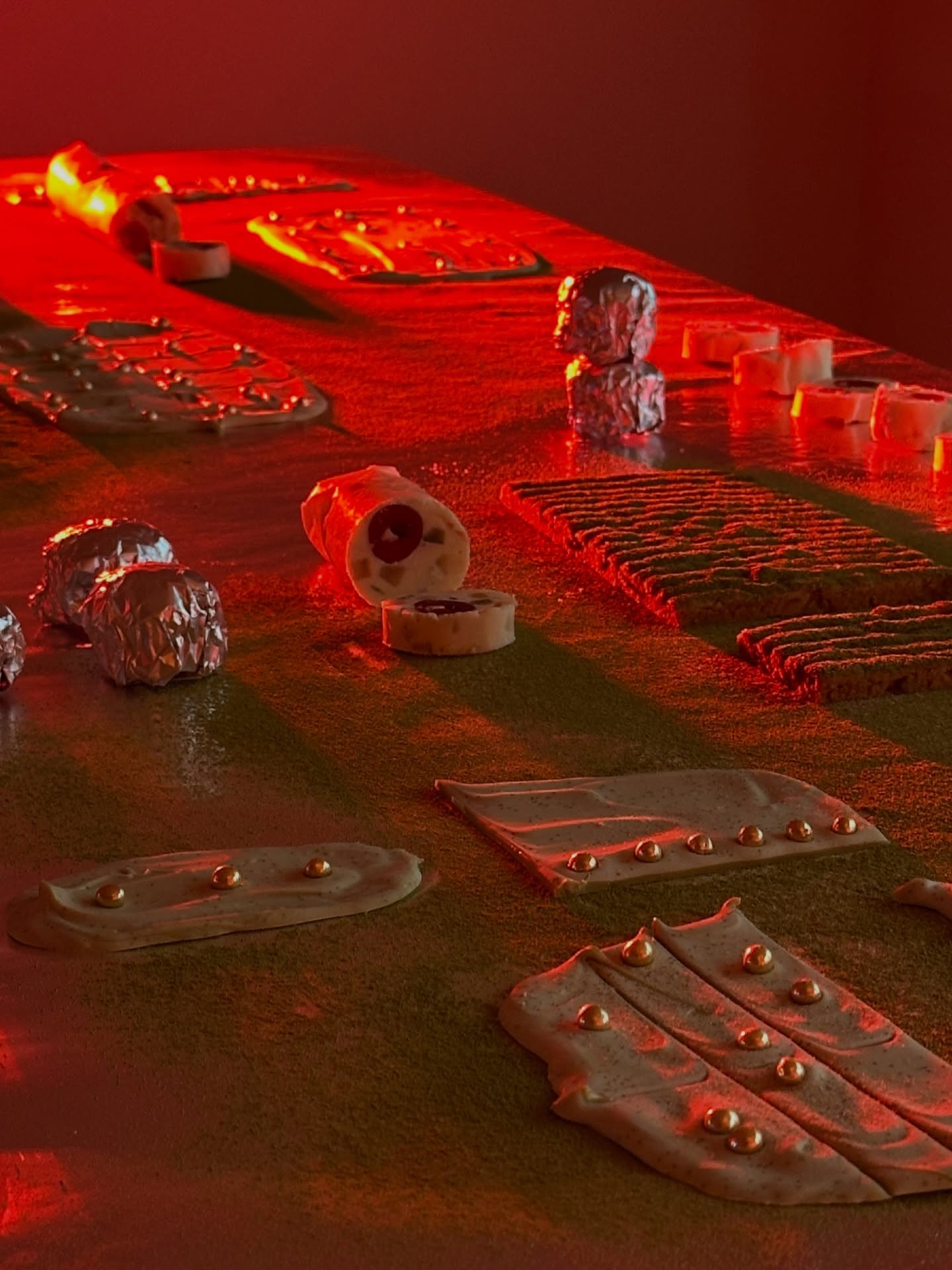 Delicious Art by @yuvam.bu / @burcin.hanife.ozturk for our XMAS SOIRÉE🎄