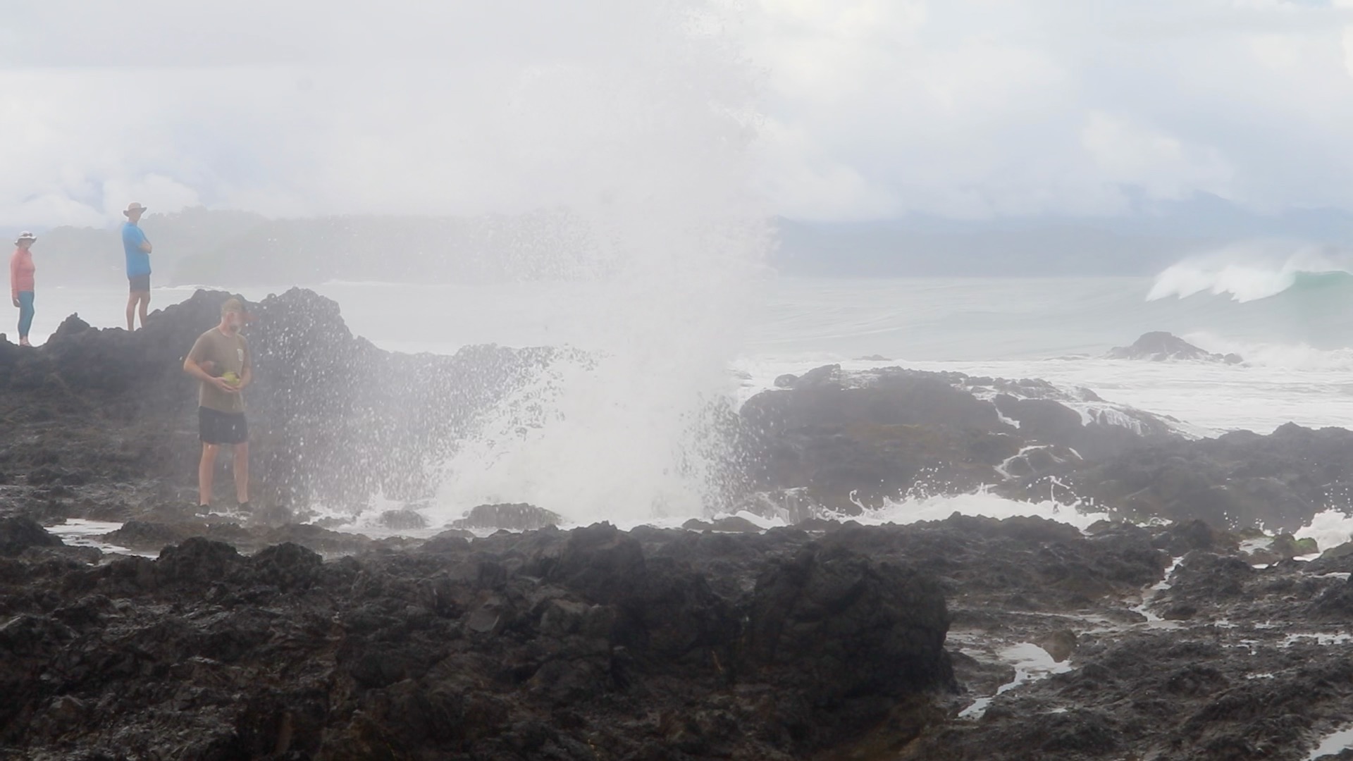 Third time is a charm! Getting the timing right at the blowhole takes a few tries sometimes. Watching nature launch a coconut is oddly very entertaining and a great reason to take a walk down the beach.
Happy Thanksgiving USA we hope to see you and your loved ones for a warm-up this winter (our summer). Enjoy the feast.
#Morrillo #AdventureTraveler #AdventurePanama #PanamaCulture
#RegenerativeTravel #RegenerativeTourism #TravelBetter
#SustainableTravels #EcoTourGuide #SurfingLife #Regenerate #FamilyTravelAdventures #FamilyTravelMoments
#FamilyTravelIdeas #FamilyTravelAdventure #FamilyTravelTime
#AdventureFamilyTravel #AdventureTravelFamily
#AdventureTravelers #AdventureTraveller #AdventureTraveling