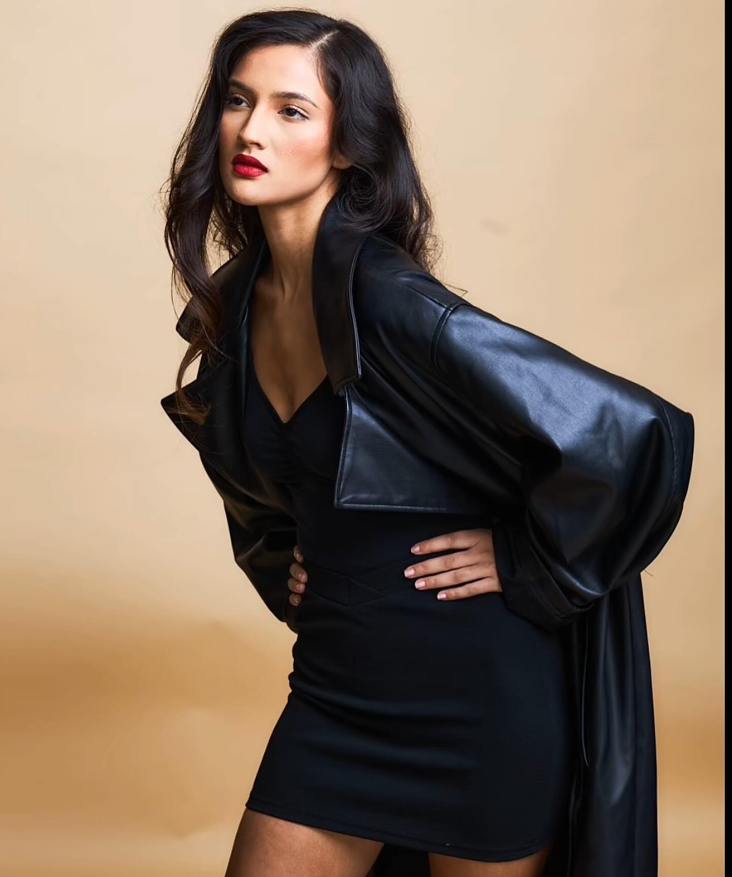 📸✨
@paulstonephotos
HMua- @krysluxebeauty @hairbysunmisola_
Model : @ellijaa