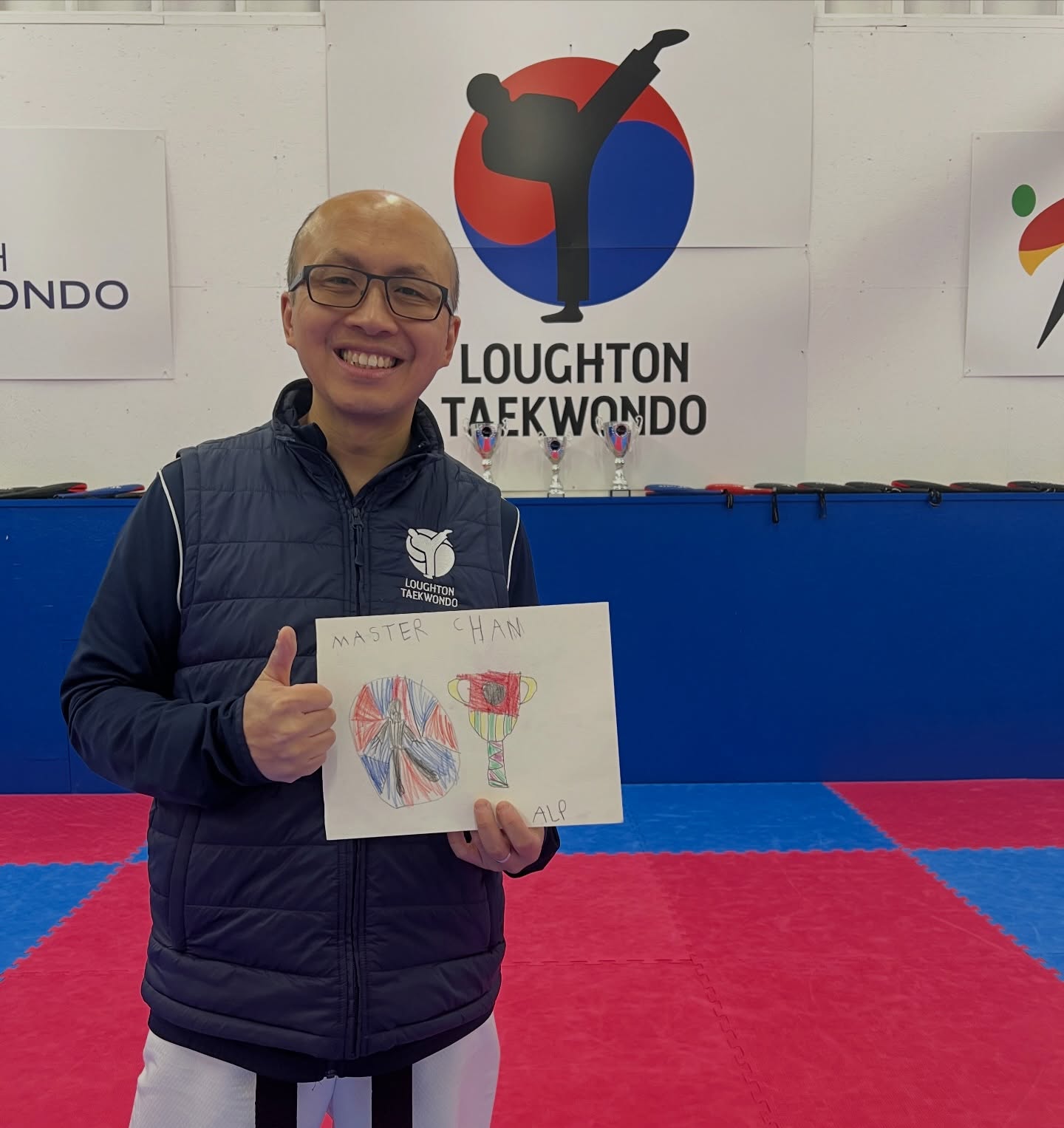 Early Christmas present from one of our students, thank you for brightening up Master Chan’s day, you did a great job! 🥰👍🏆
#taekwondo #student #passion #appreciation #thankyou