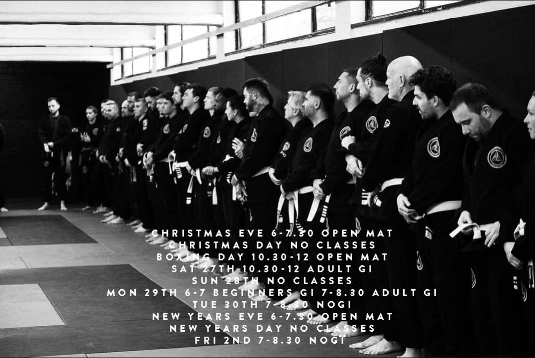 Our slightly amended Christmas timetable for Centre Line HQ in Worthing. Lots of opportunity to still get some training in alongside your festivities. Keep your blade sharp!
#mauriciogomeslegacy #centrelinejiujitsu #centrelinebjj #worthingmartialarts #bjjchristmas
