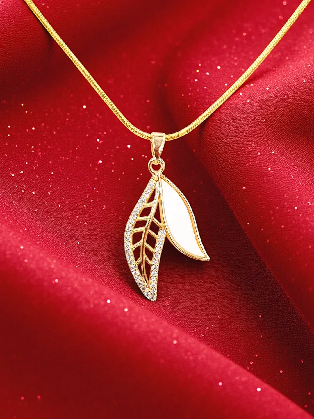 Stella Fortis™ Altın Yaprak Kolye 🍁
#Amazon
#HepsiBurada
#Trendyol
https://www.stellafortis.com.tr/