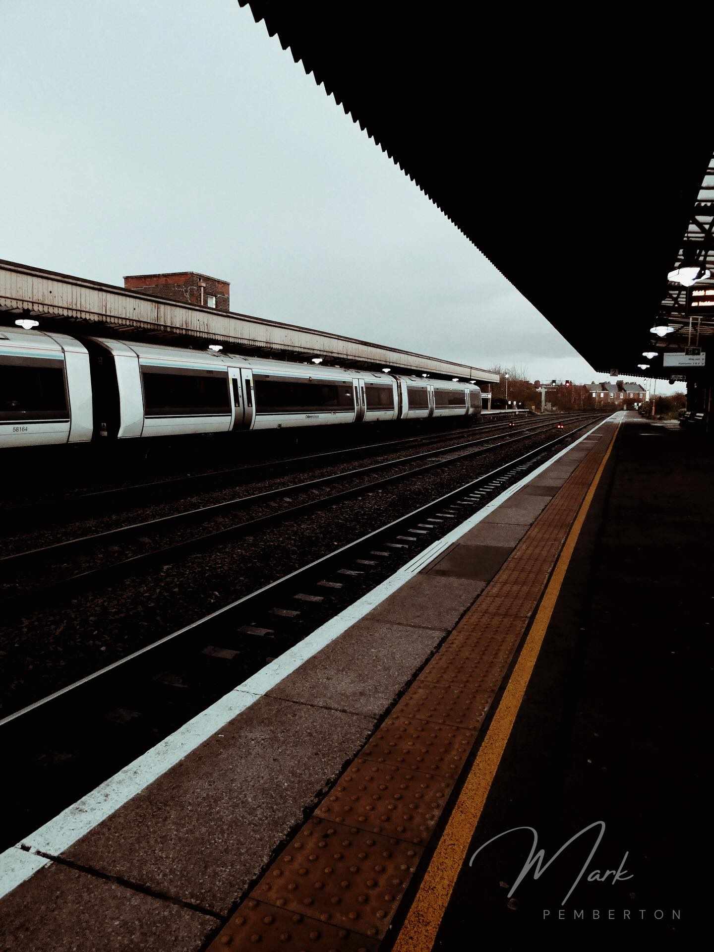 Converging lines #leamington_spa #igersleamingtonspa #converginglines #bbc_midlands #converginglinesphotography