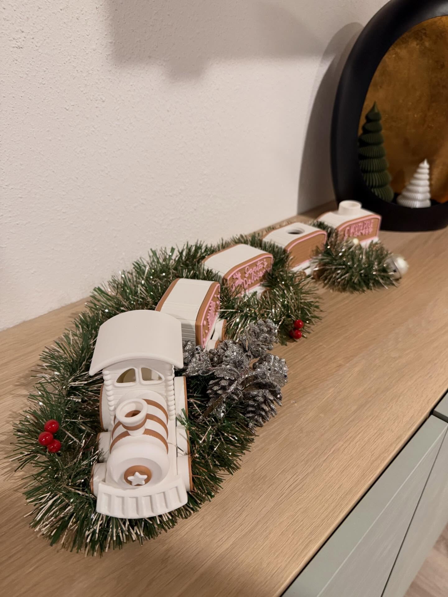 Der Nordpol Express 🎄🧑🎄🎅 #xmas #weihnachten #deko #dekoration #nordpol #northpole #express #polarexpress #train #3d #print #kts