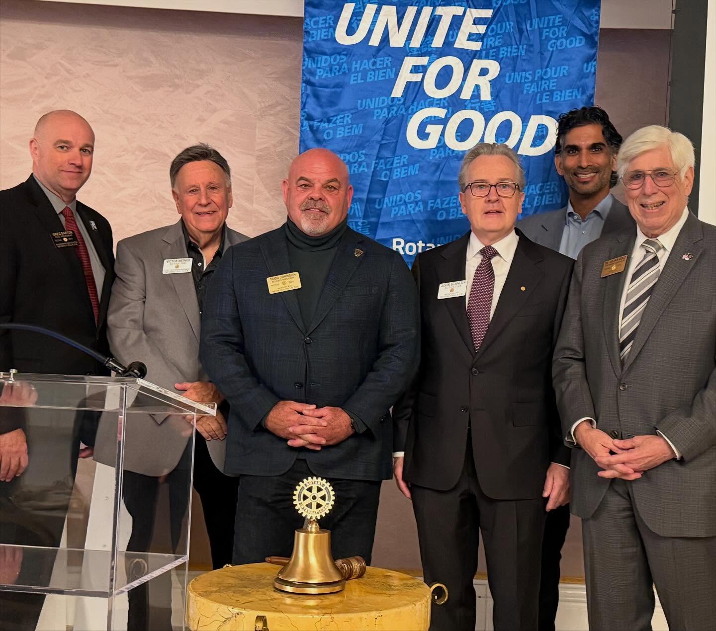 Rotary Mondays āØRotarian and Superintendent of the Beverly Hills Unified School District, Dr. Alex Cherniss, gave an overview of his priority initiatives for BHUSD students across all campuses. Many club members are BHUSD graduates, parents and school board members, and deeply invested in the future of our schools.
Our favorite thing to do is award grant money to organizations who are living our motto of Service Above Self, and we had the pleasure of delivering checks to the Don Reynolds Beverly Hills Fire Association Scholarship Fund and the Childrens Burn Foundation.
We also installed our newest member; John Scanlon, General Manager of the Beverly Hills Hotel, our home for the past 100 years!
#serviceaboveself