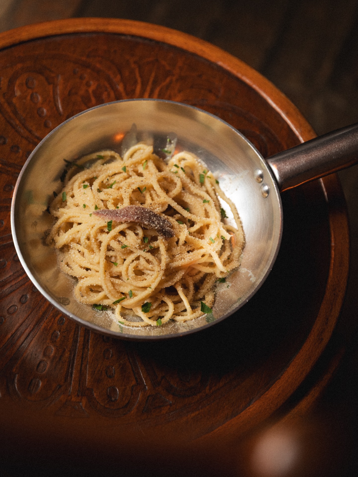 Come and try our Burro & Alici: delicate butter and anchovies pasta finished with aromatized breadcrumbs for a perfect balance of richness and flavor. Simple, classic, unforgettable.
.
.
.
#linguinitrattoria #italianrestaurantamsterdam #foodieinamsterdam